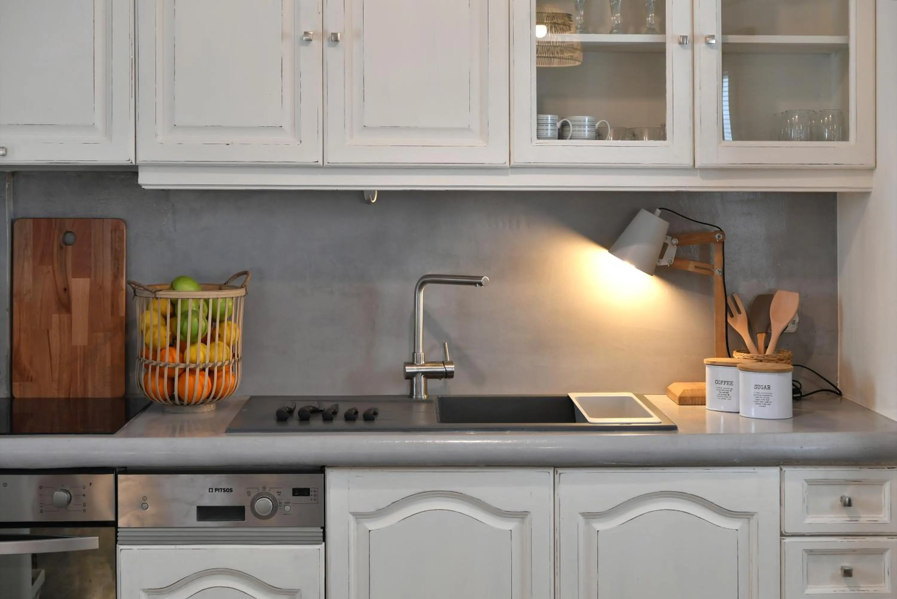 Kitchen or kitchenette in Ammos Luxury Rooms & Home