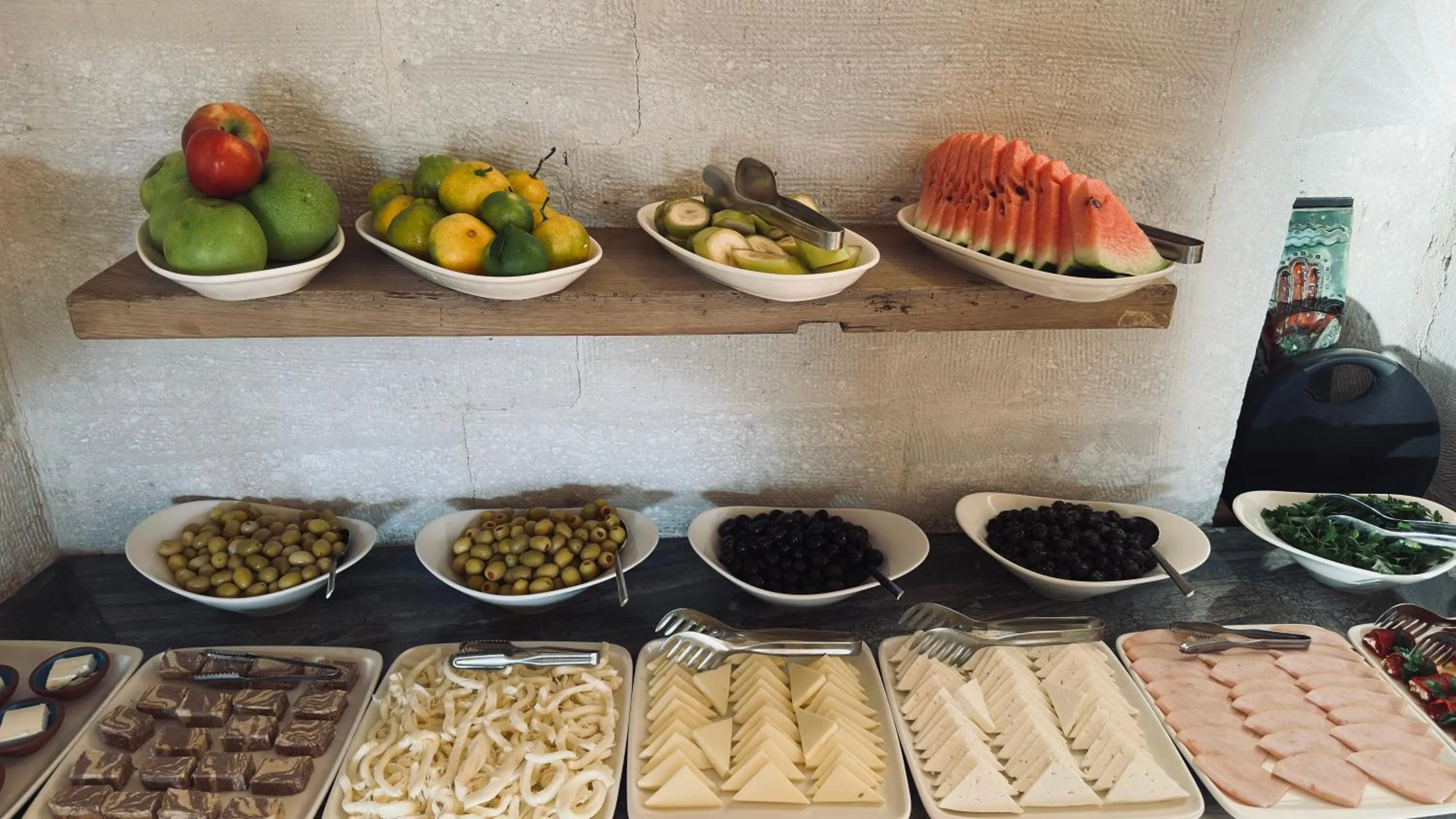 Breakfast in Design Cave Hotel