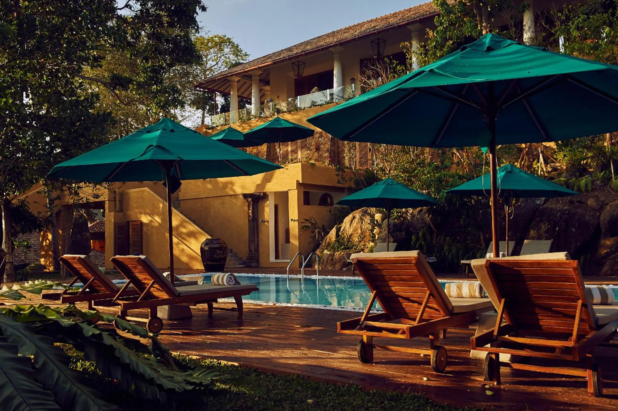 Property building in Villa SPACE