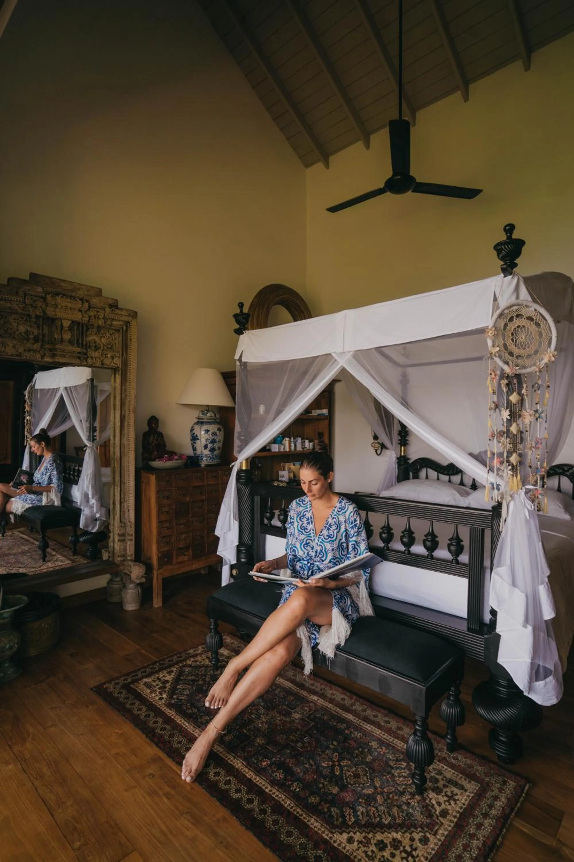 Property building in Villa SPACE