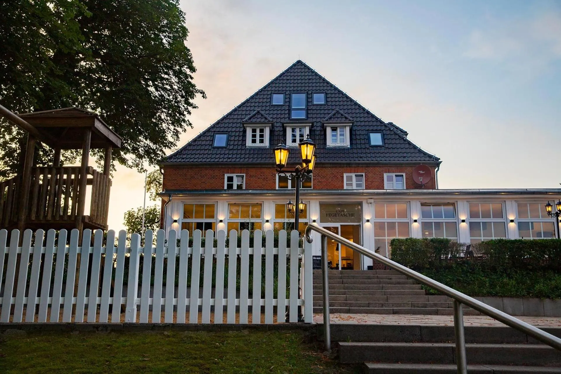 Property building in Lake House Plön
