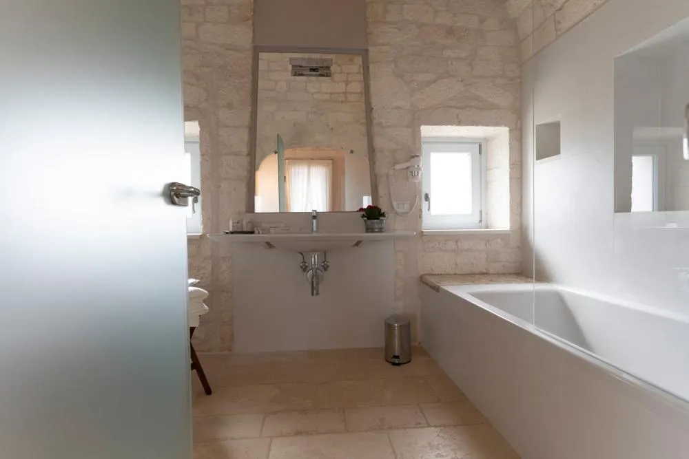 Bathroom in Masseria Grofoleo