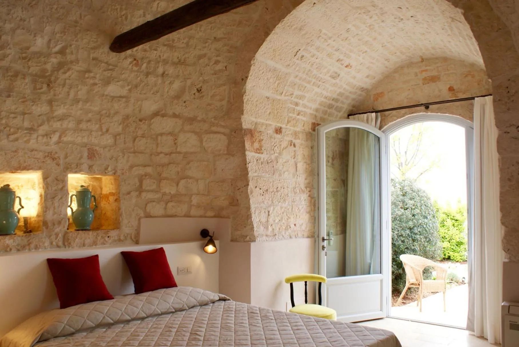 Bed in Masseria Grofoleo