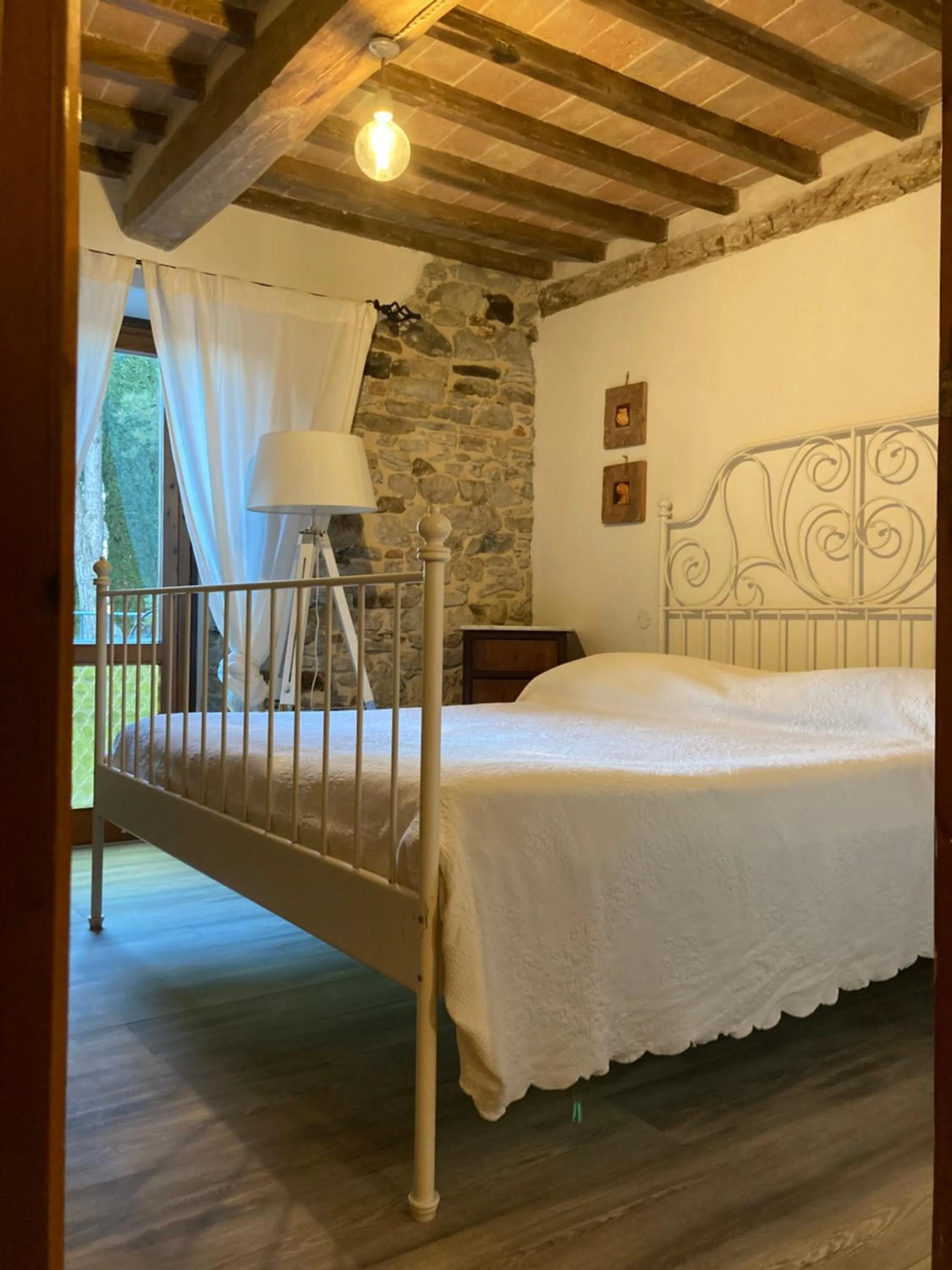 Bed in La pecora e l agnello