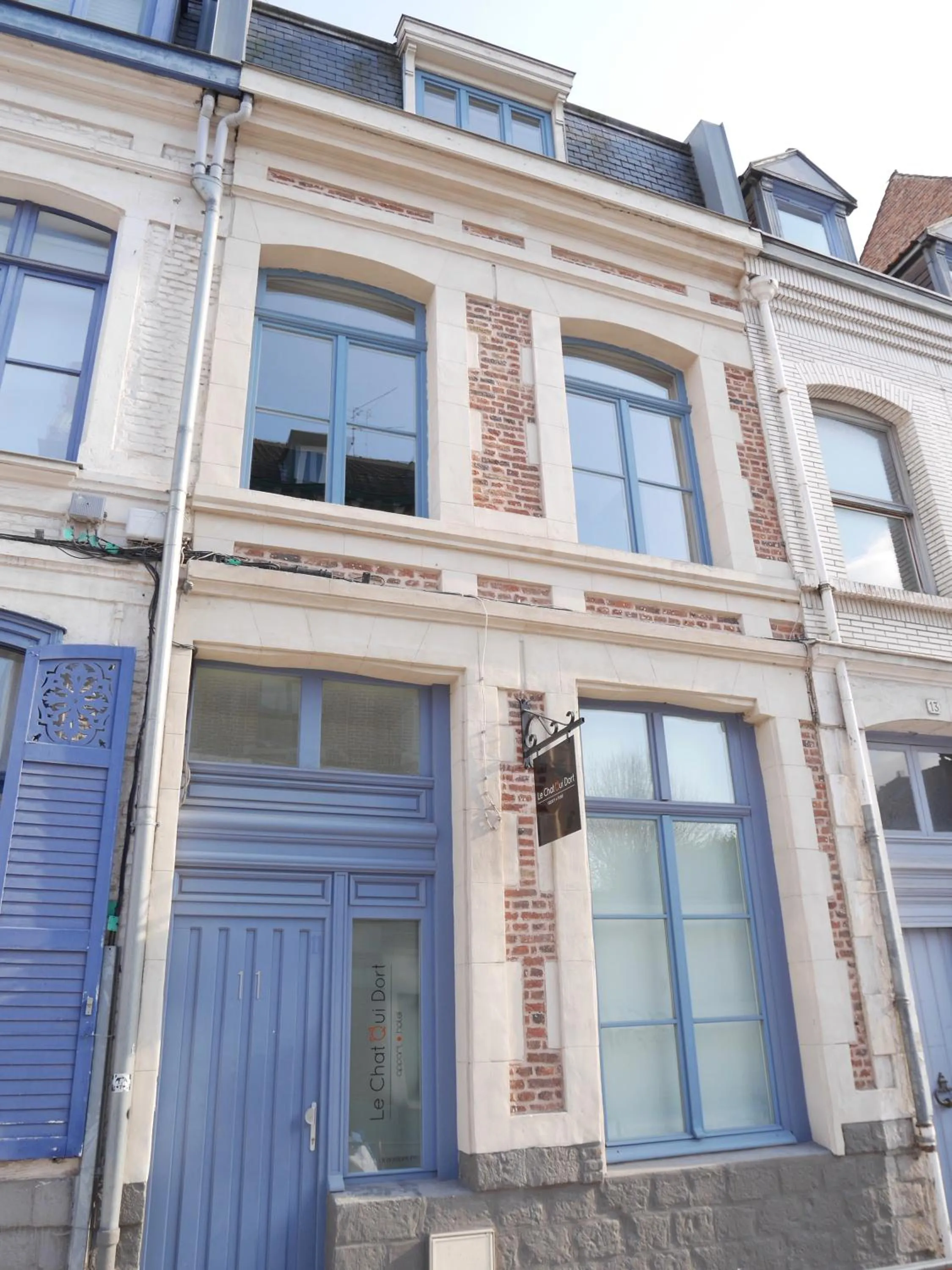 Property building in Au Chat Qui Dort Lille - Magasin