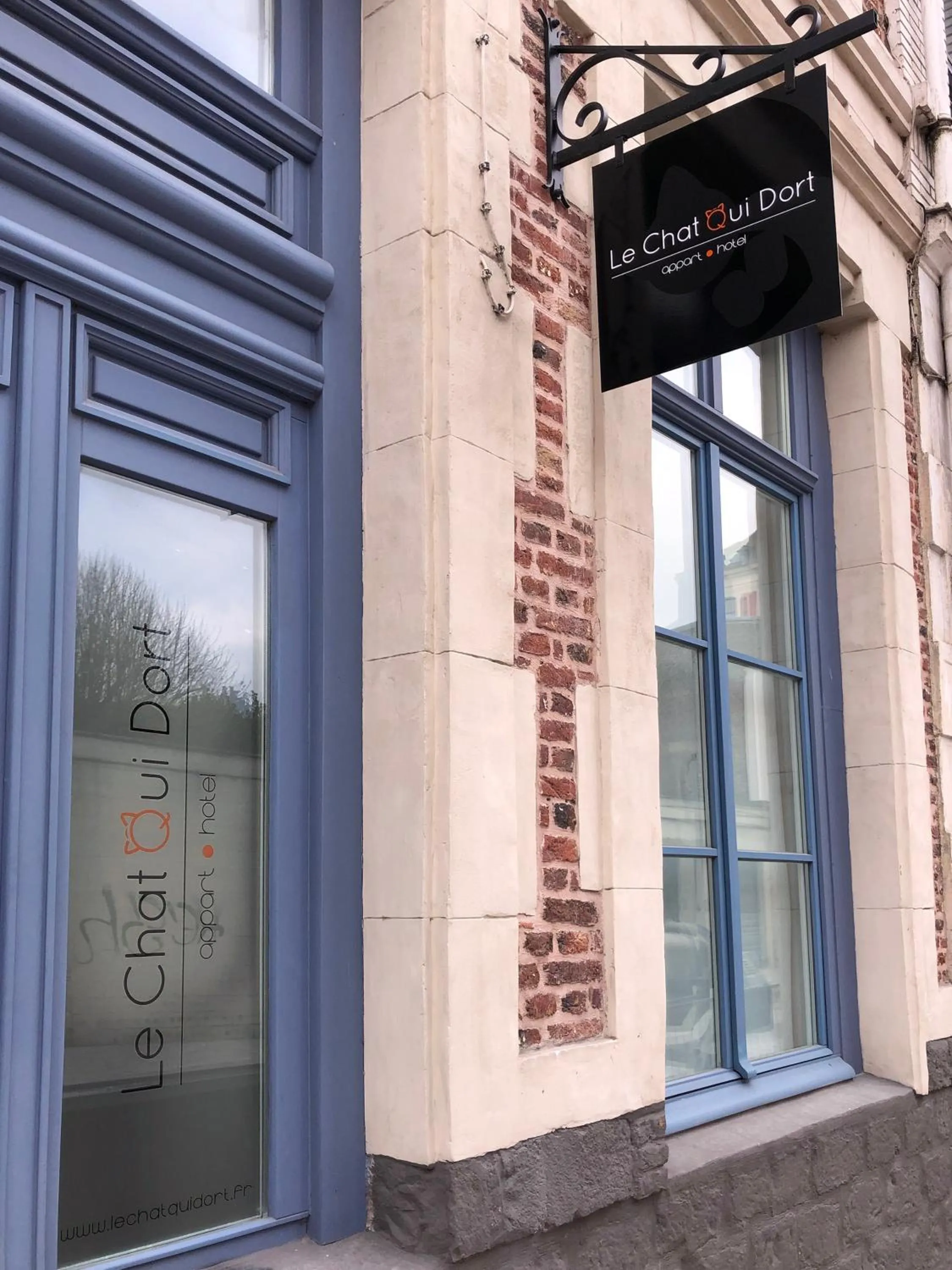 Property building in Au Chat Qui Dort Lille - Magasin