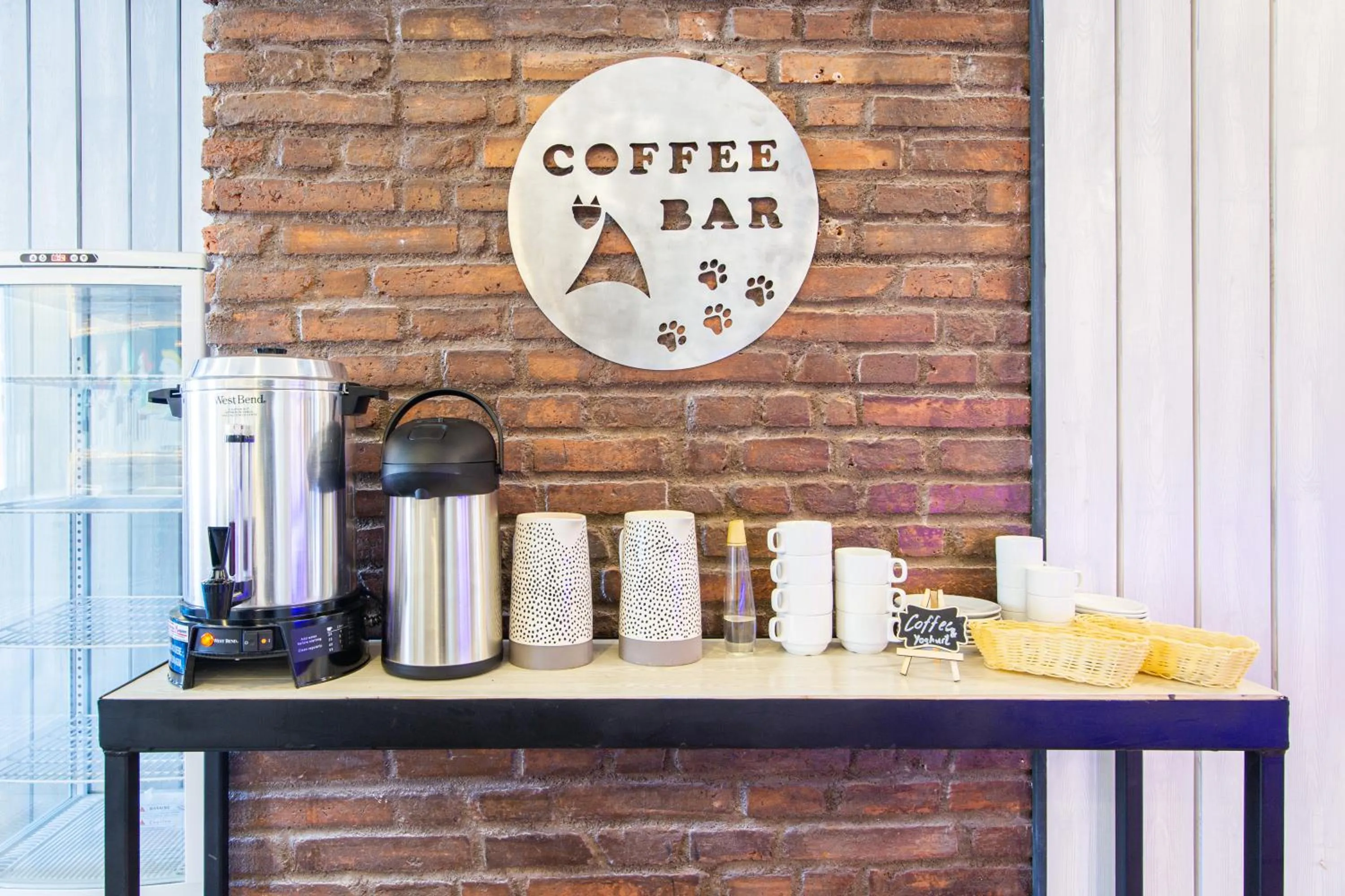 Kitchen or kitchenette in Hostal Boutique Black Cat