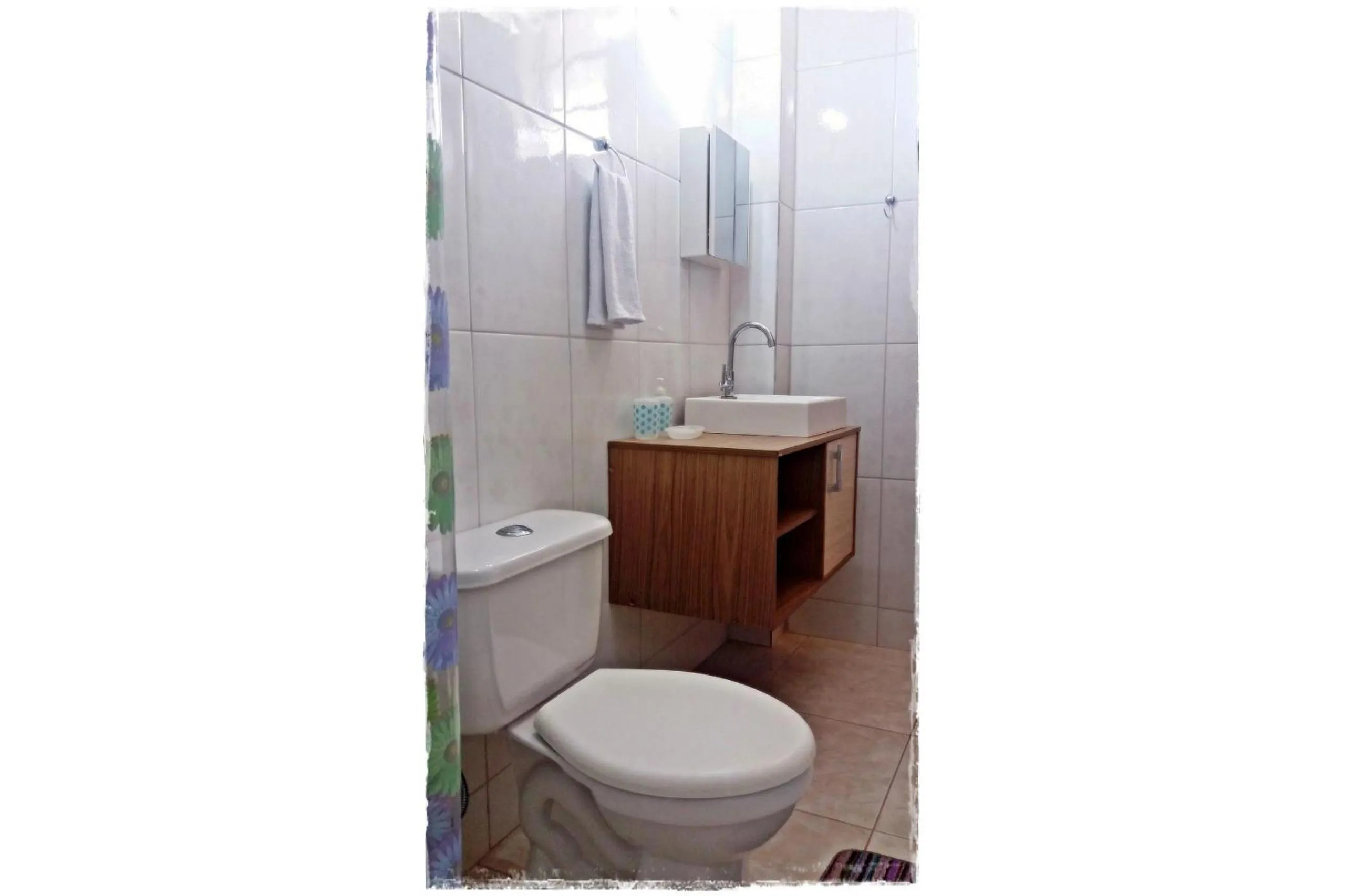 Toilet in HoStel de Setiba - HOSPEDARIA OCA RUCA