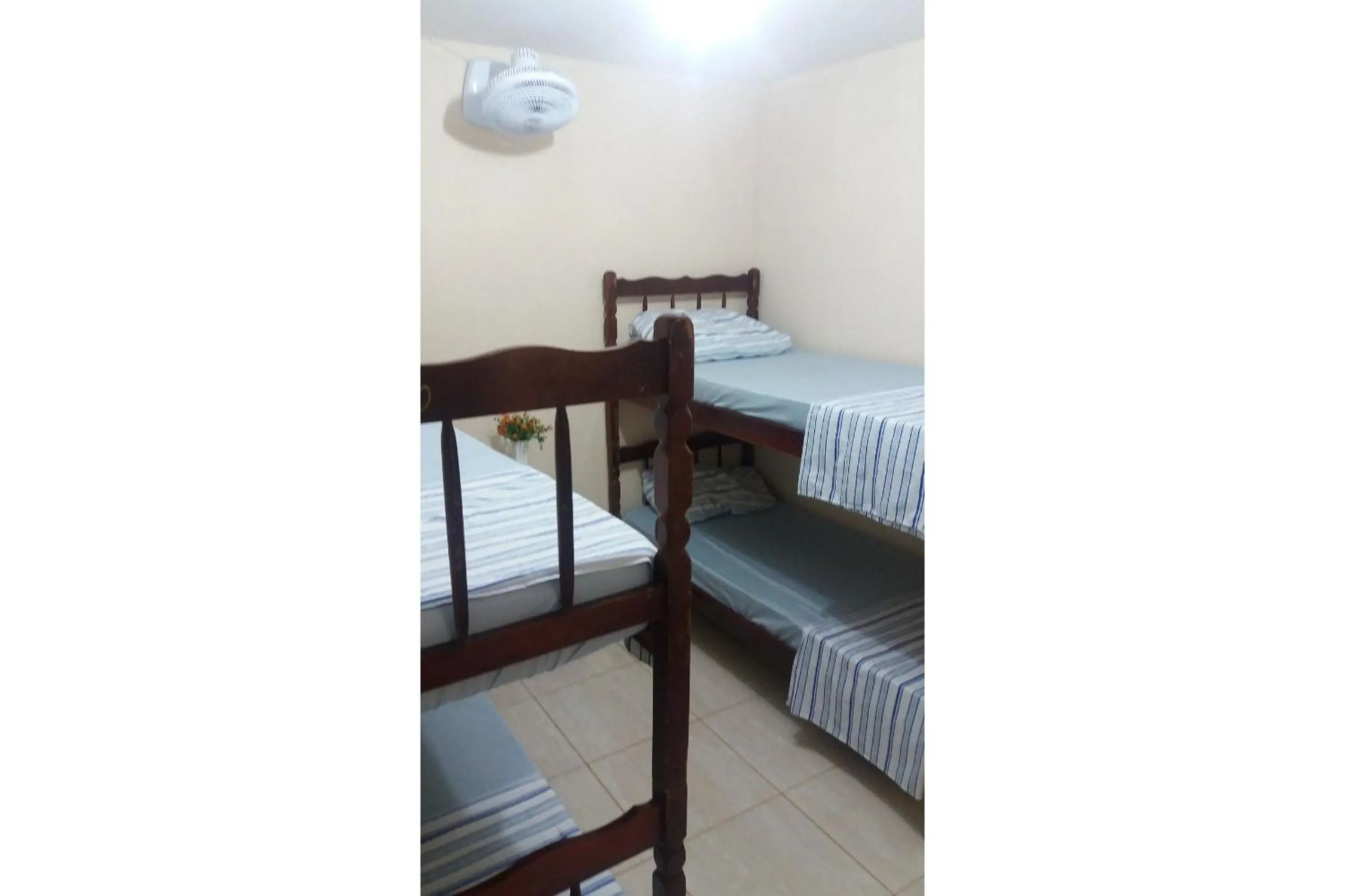 Bed in HoStel de Setiba - HOSPEDARIA OCA RUCA