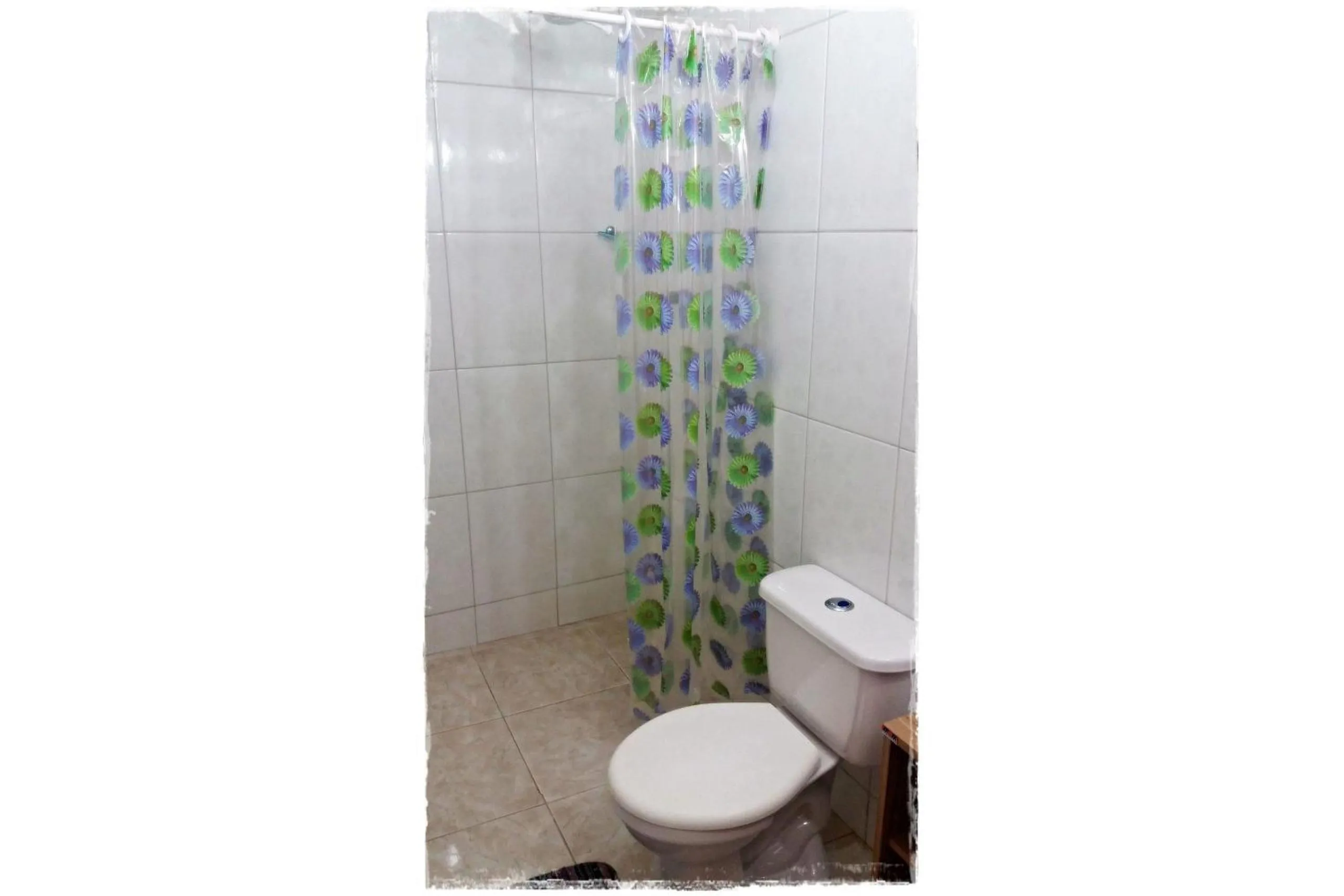 Toilet in HoStel de Setiba - HOSPEDARIA OCA RUCA