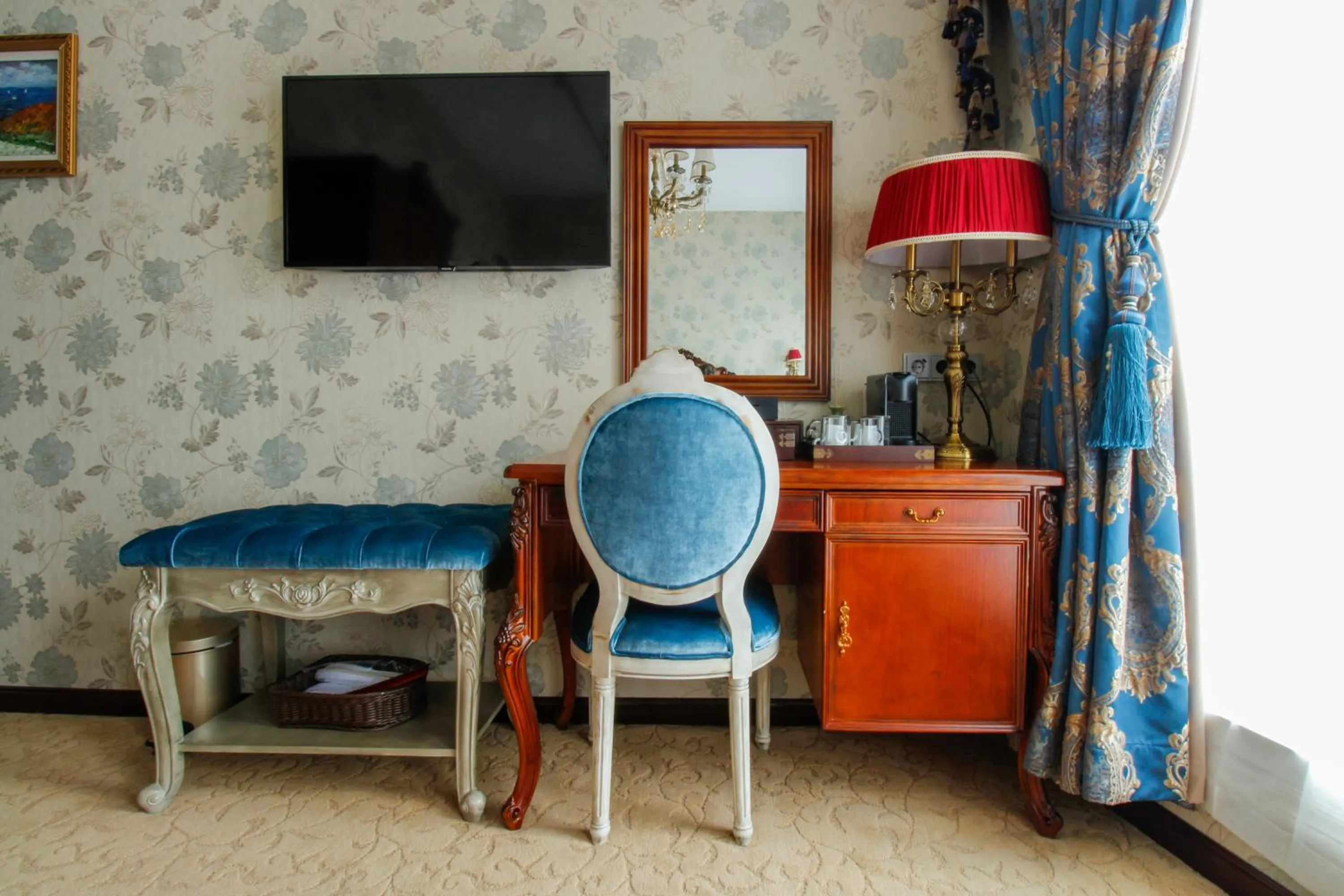 TV and multimedia in Hotel The Stamp