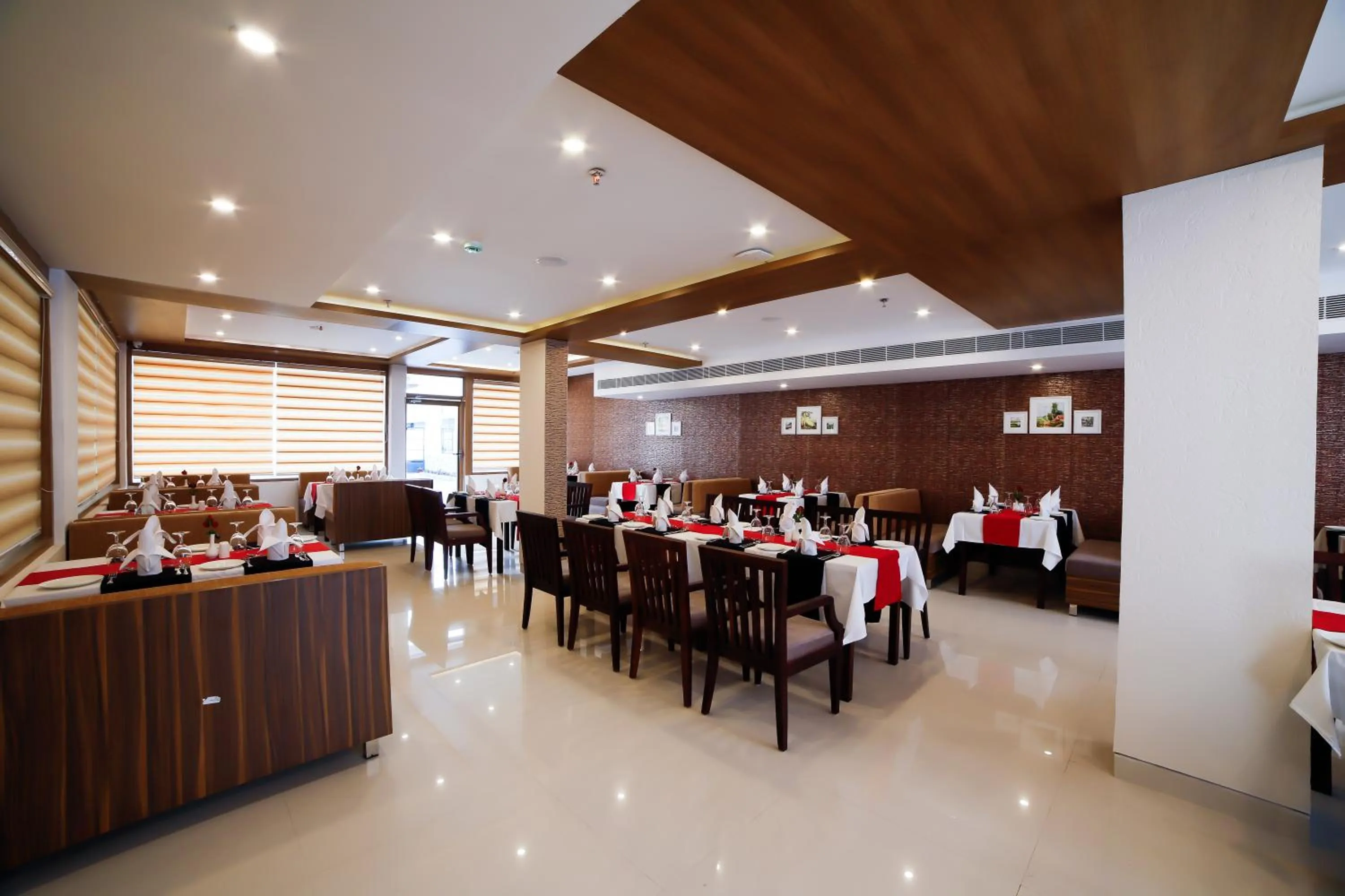 Property building in VEETEE MID TOWN