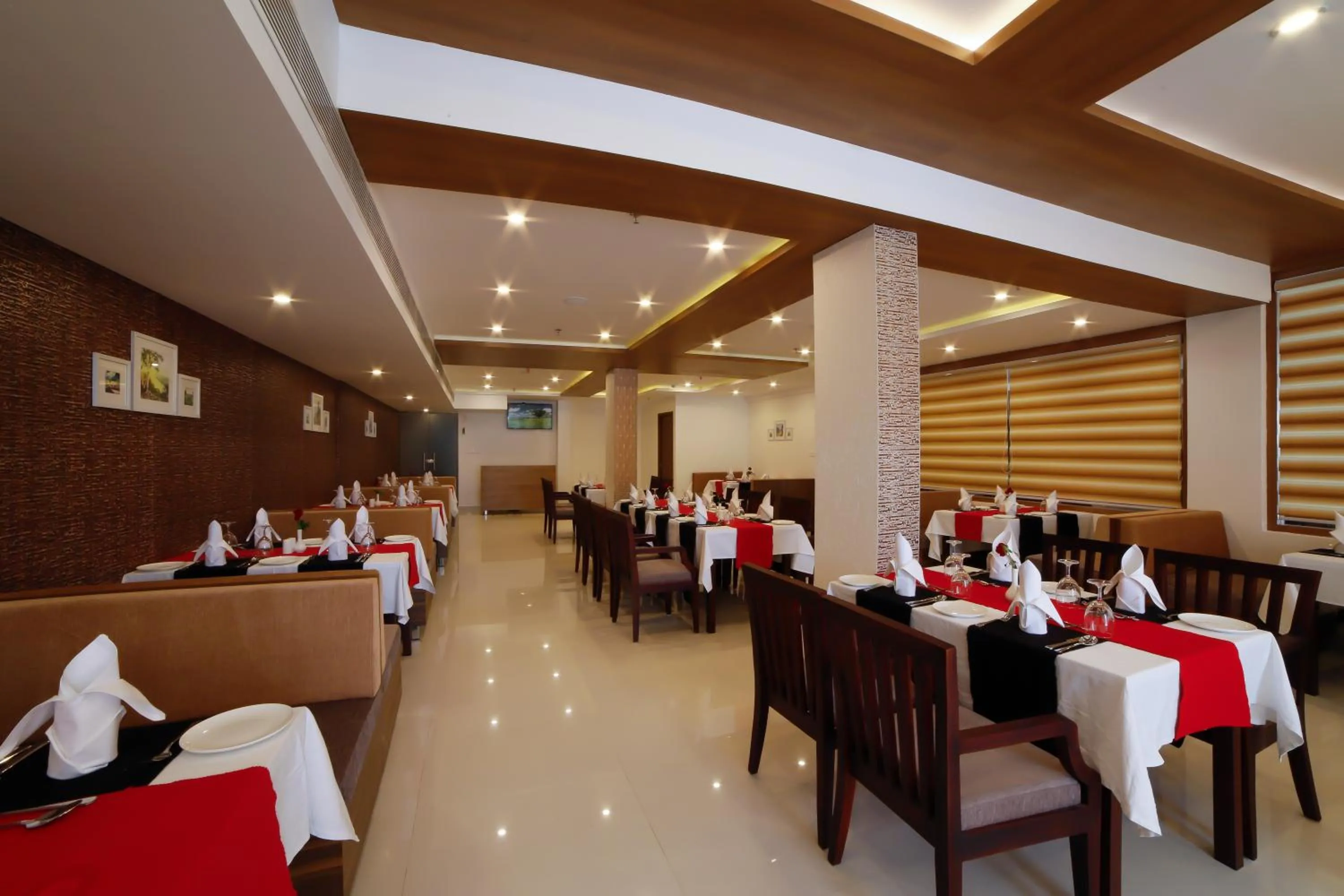 Property building in VEETEE MID TOWN