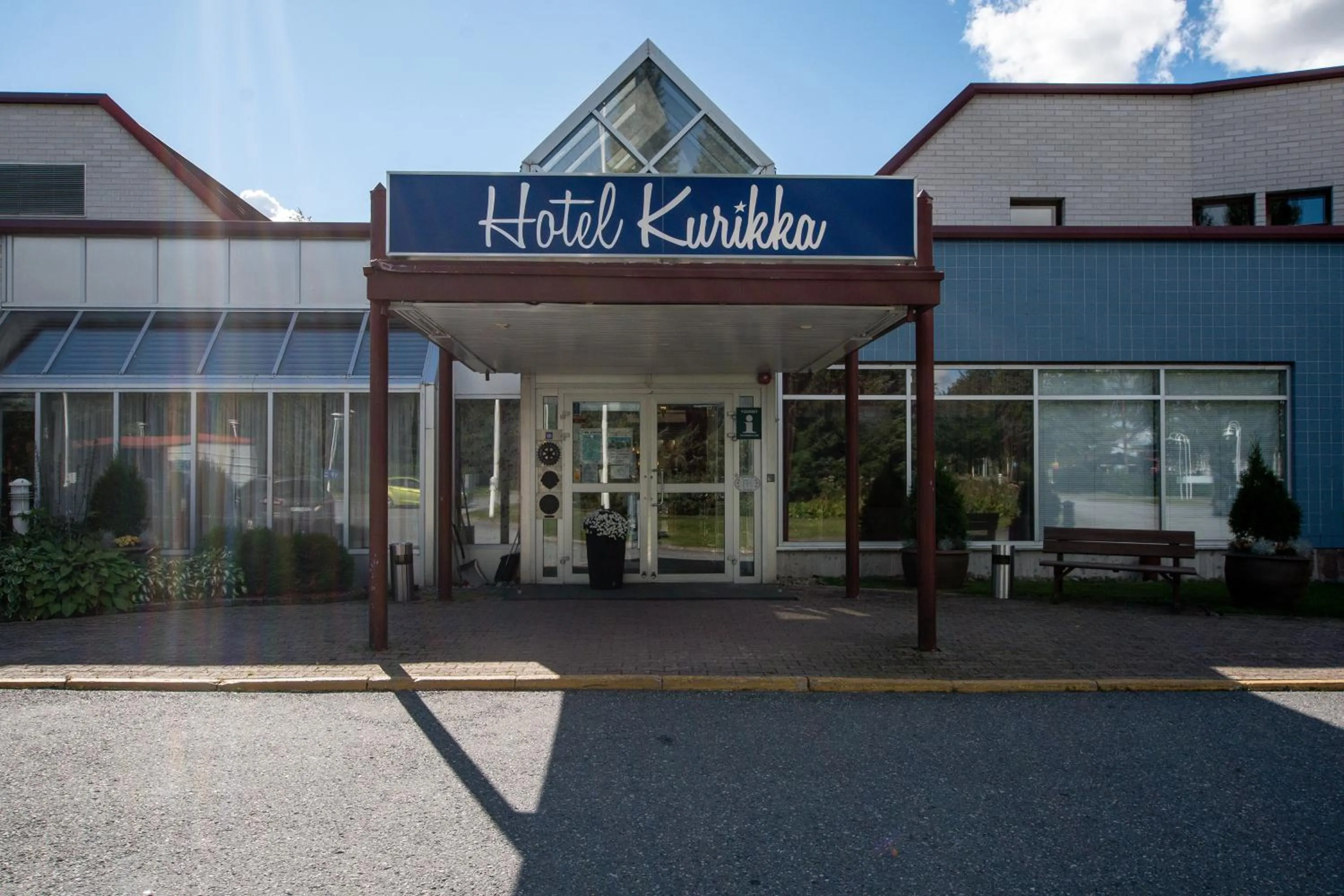 Facade/entrance in Hotel Kurikka