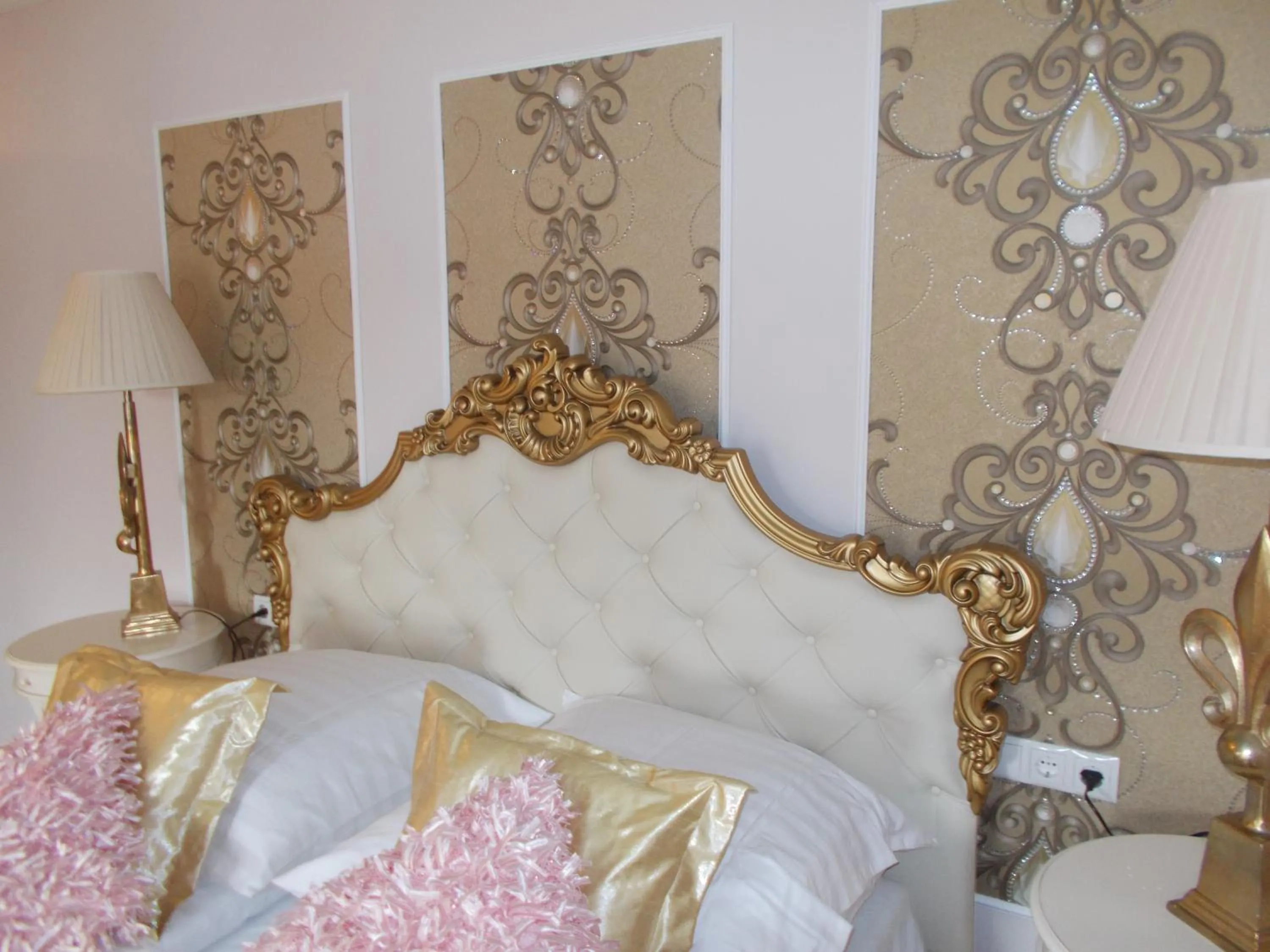 Bed in Boutique-Hotel „Altes Rathaus“