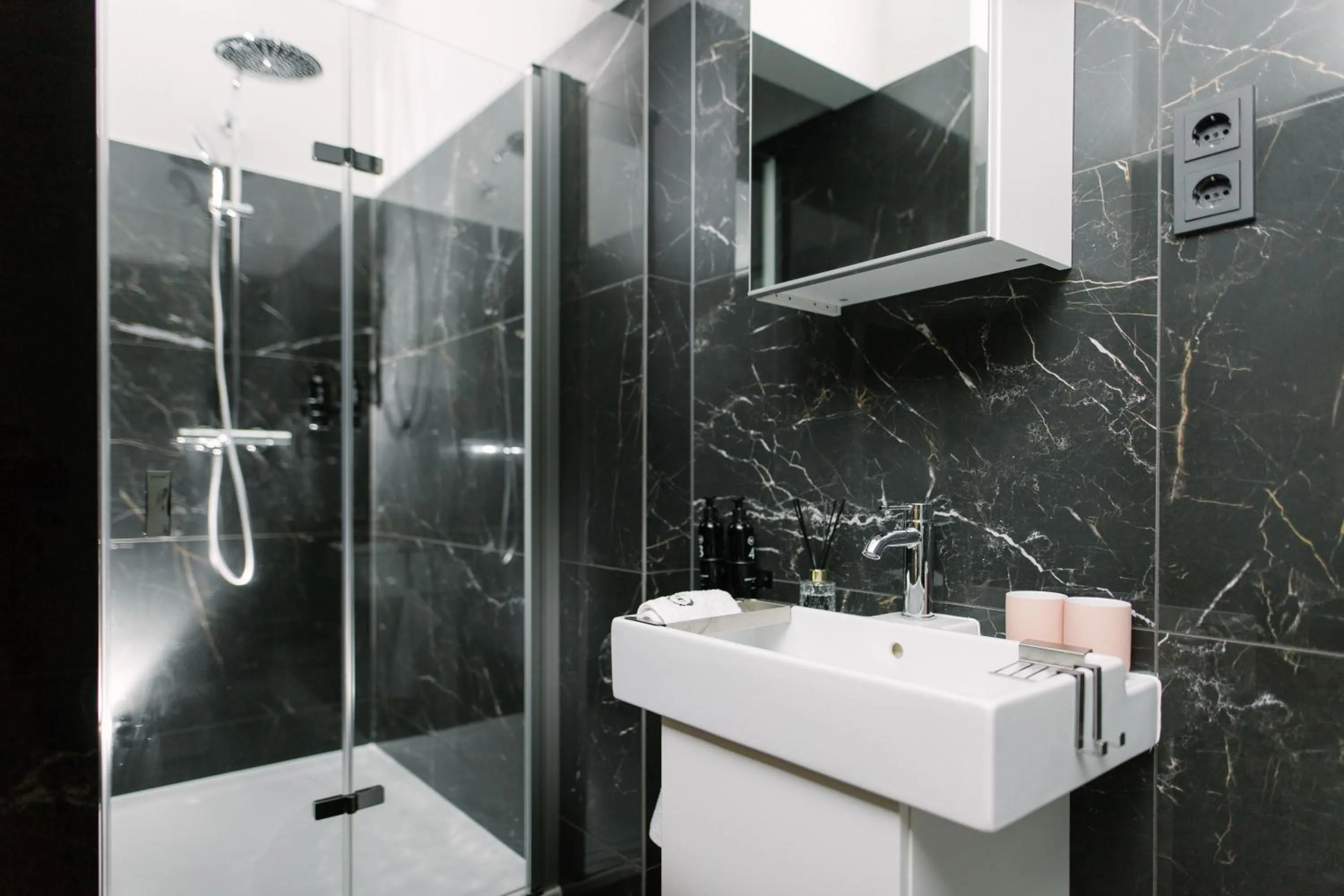 Shower in TG Hotel Apartments Budapest