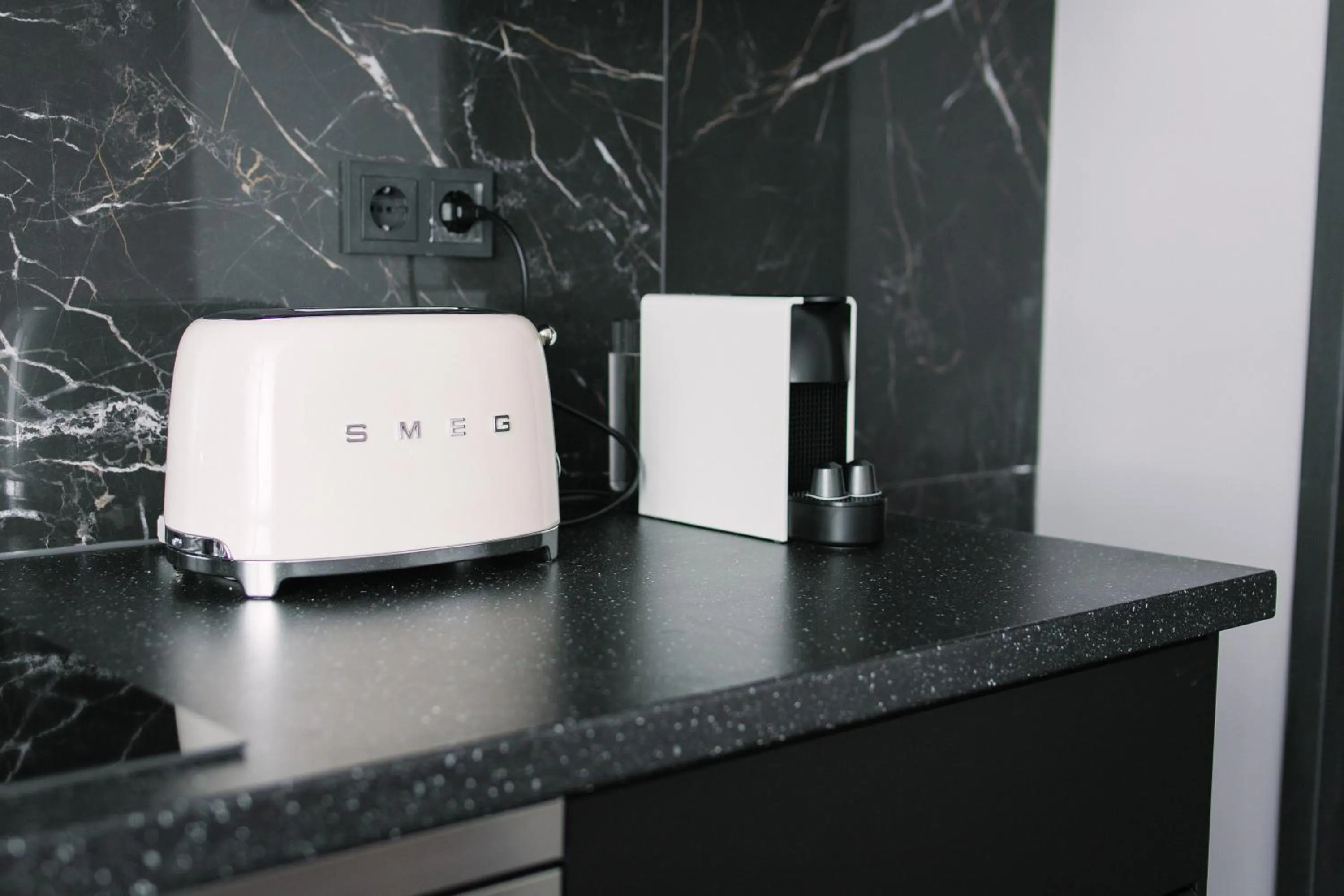 Coffee/tea facilities in TG Hotel Apartments Budapest