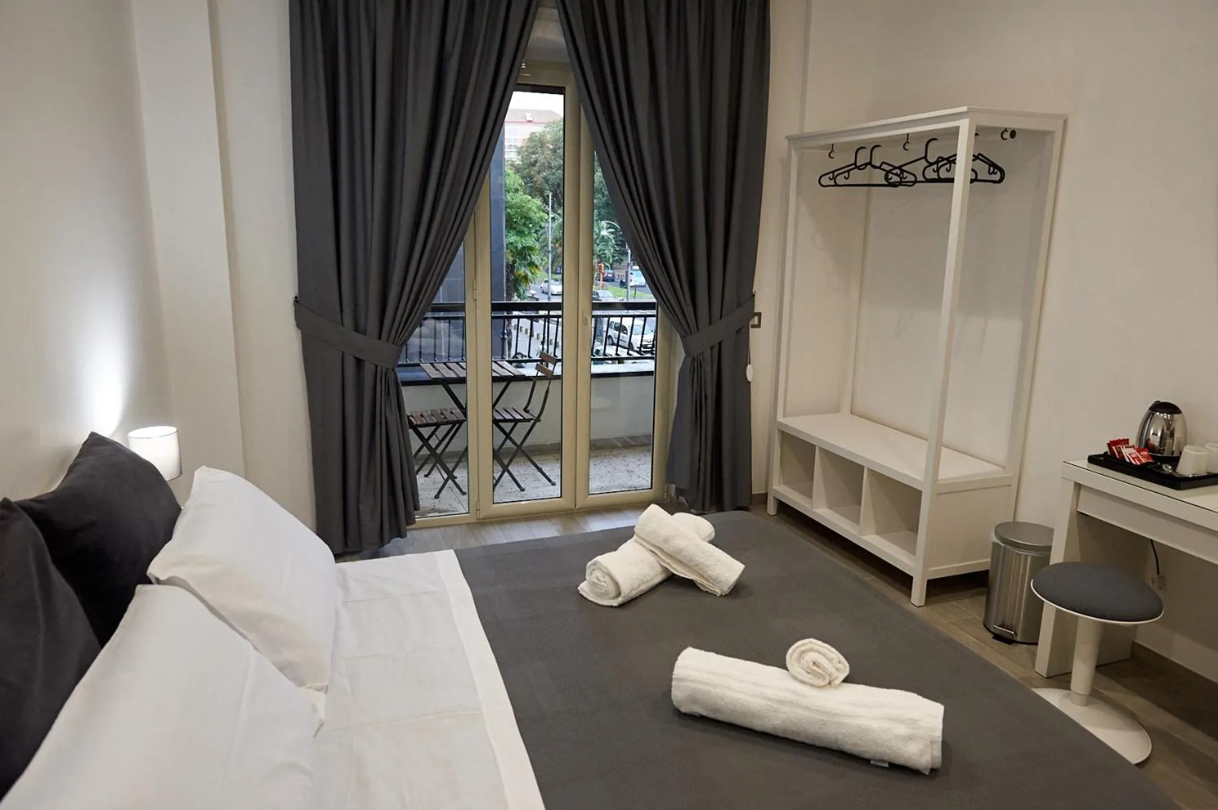 Bed in Napoli Regina