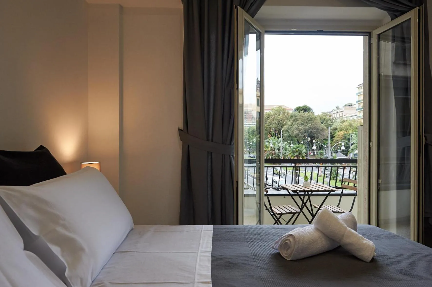 Bed in Napoli Regina