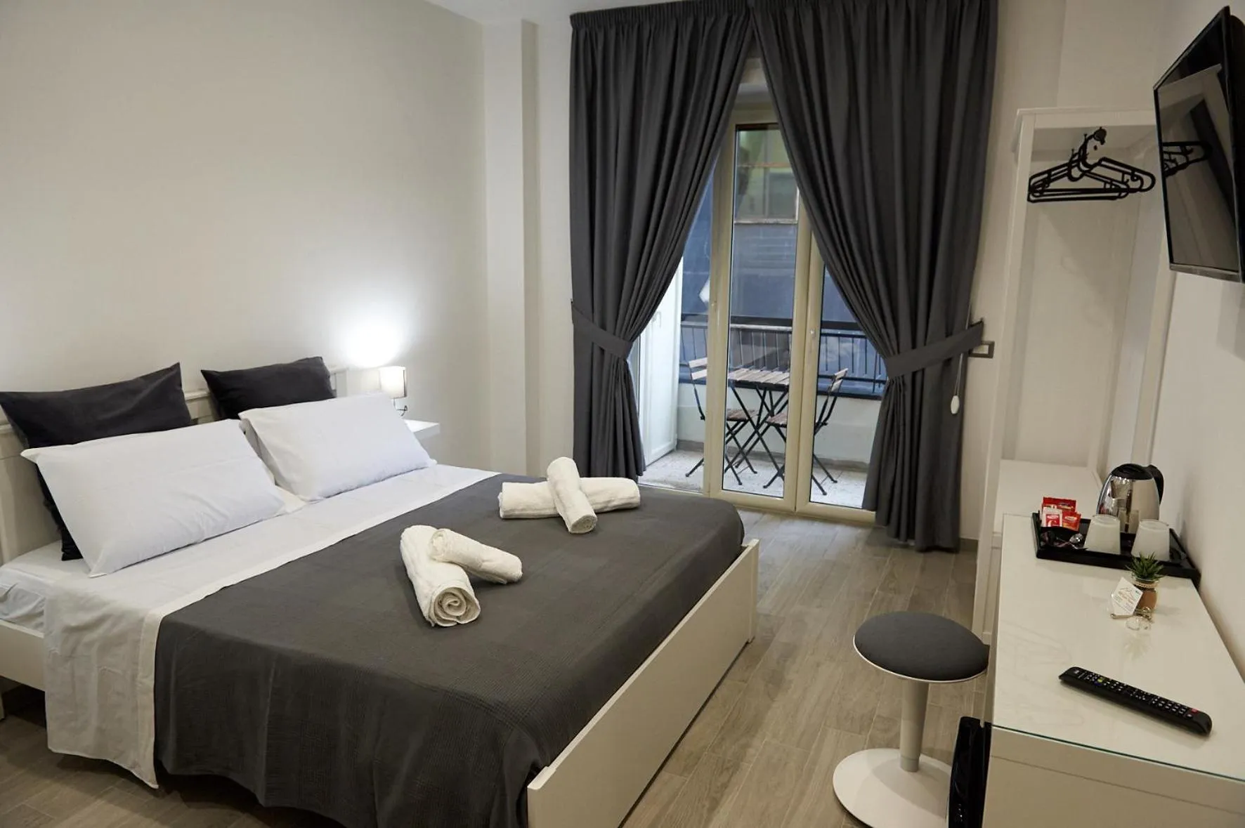 Bed in Napoli Regina