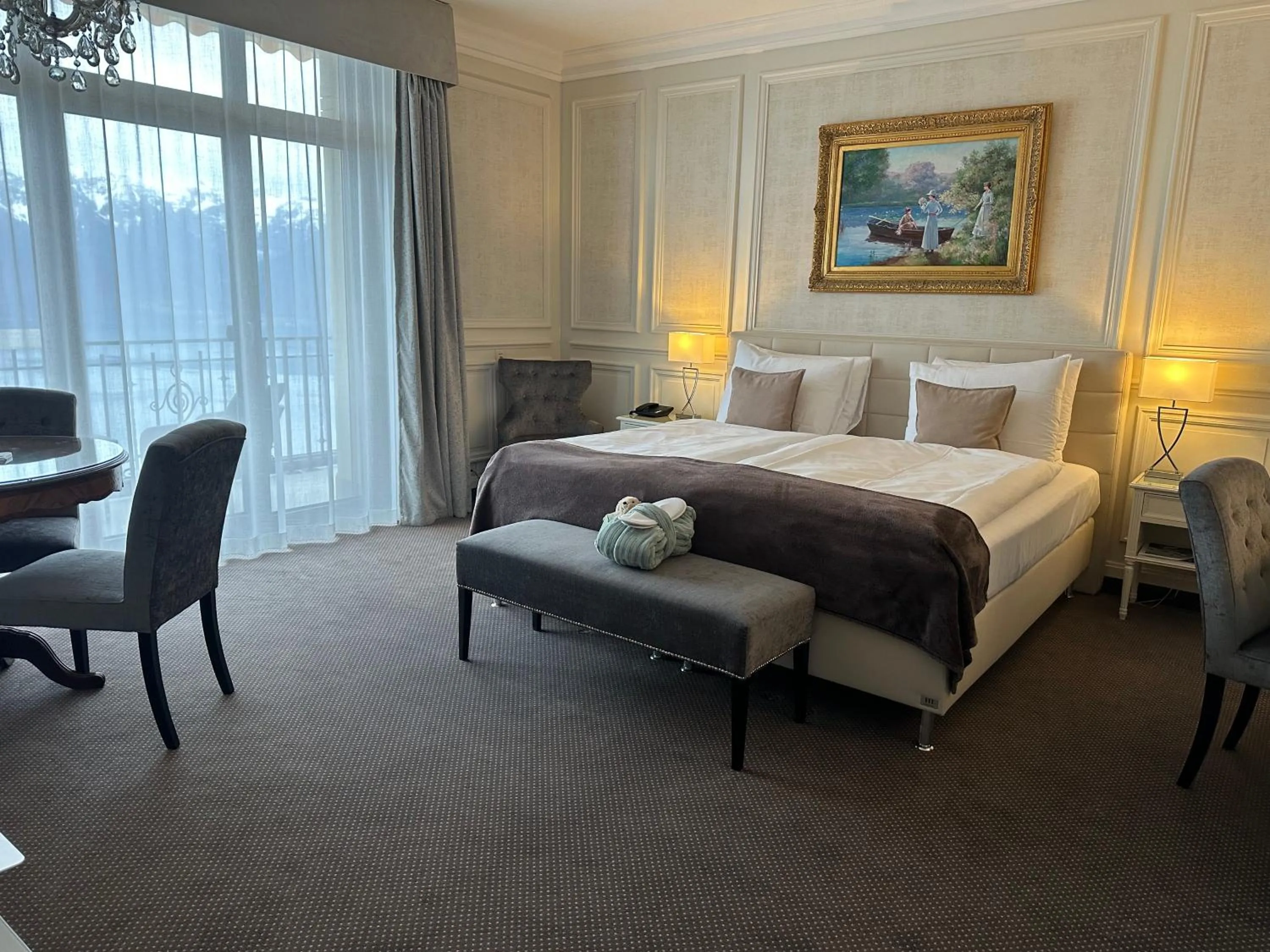 Bedroom, Bed in Le Mirador Resort & Spa