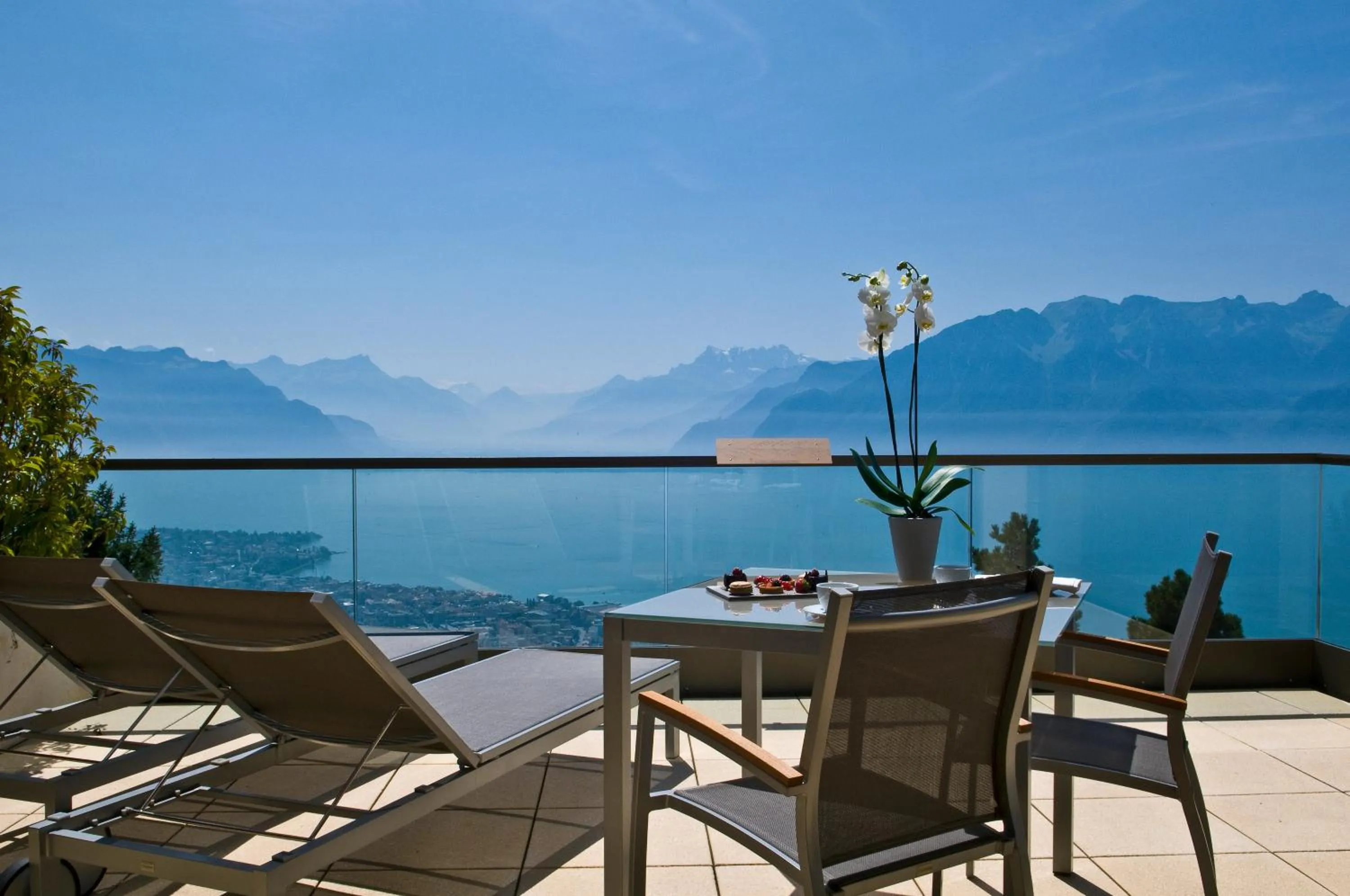 Balcony/Terrace in Le Mirador Resort & Spa