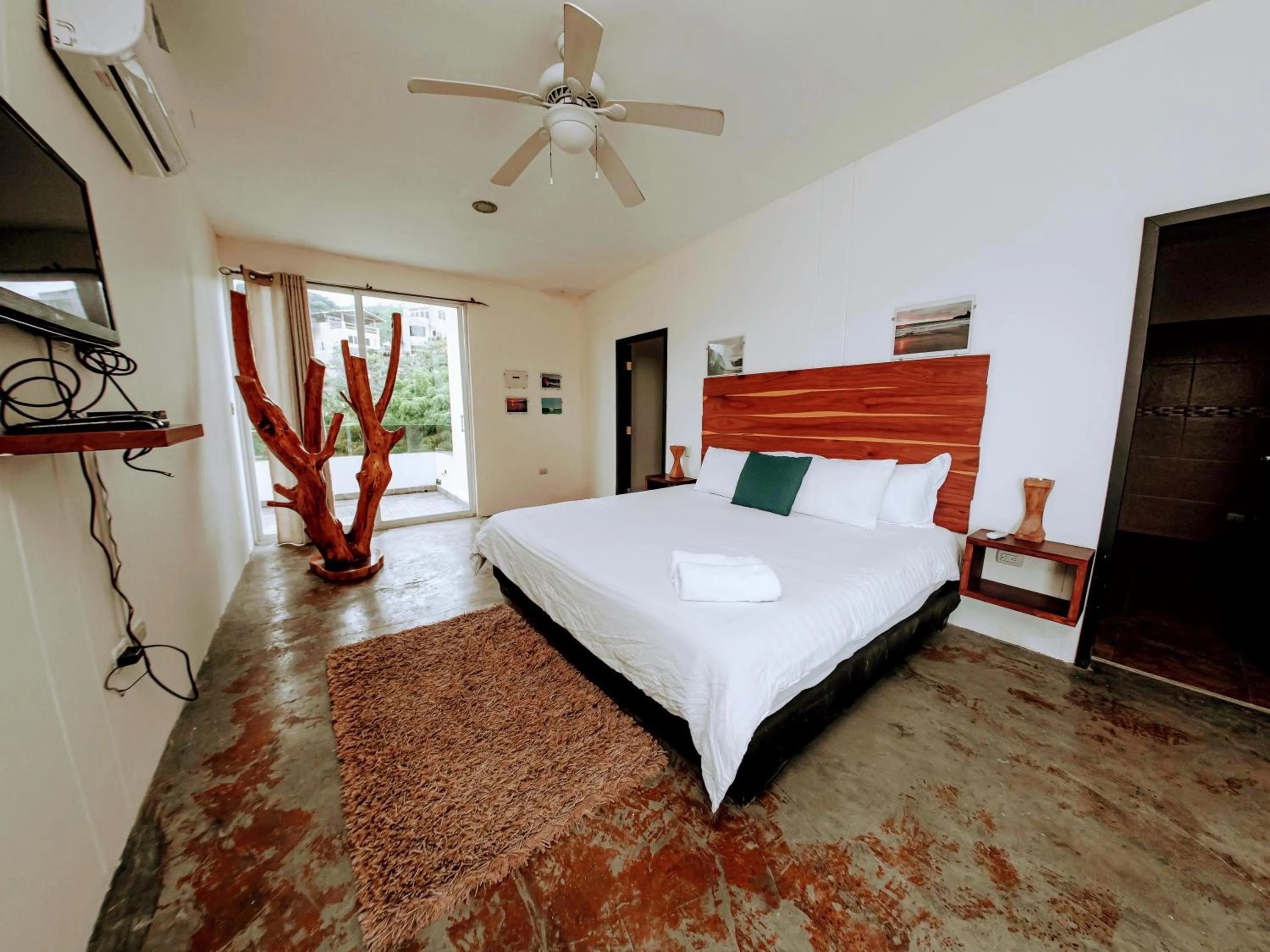 Bed in ME Hotel & Villas - Montañita Estates