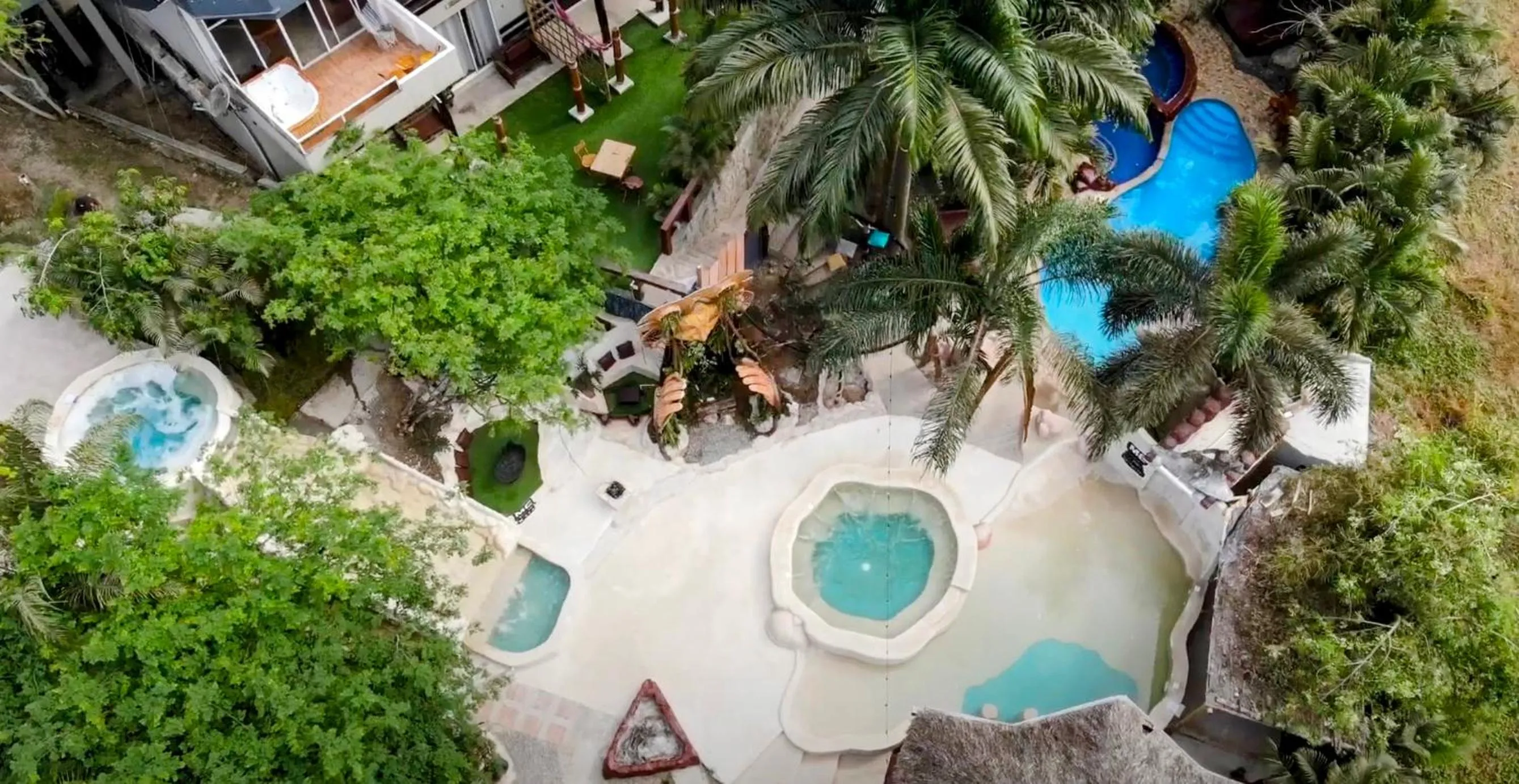 ME Hotel & Villas - Montañita Estates