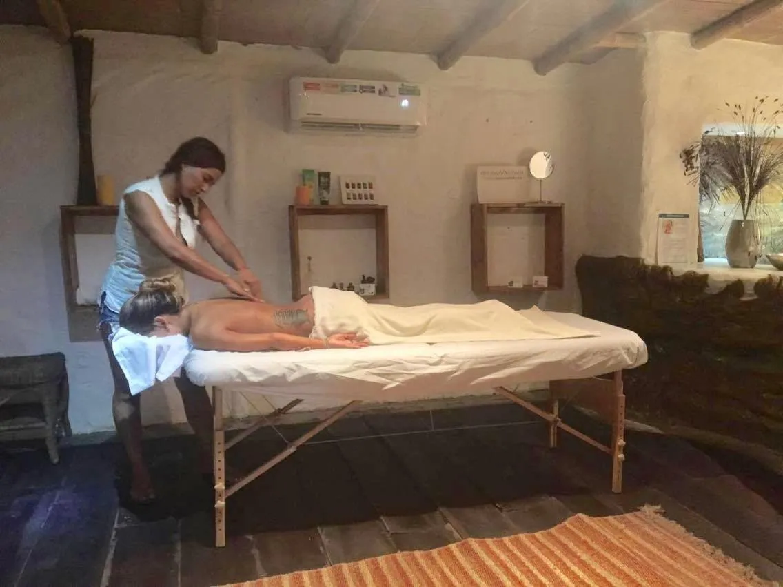 Massage in ME Hotel & Villas - Montañita Estates