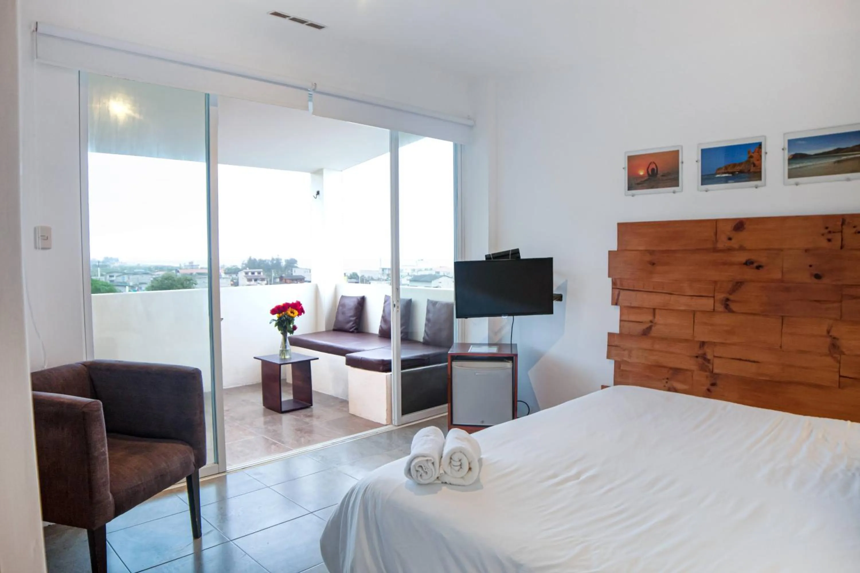 Bed in ME Hotel & Villas - Montañita Estates