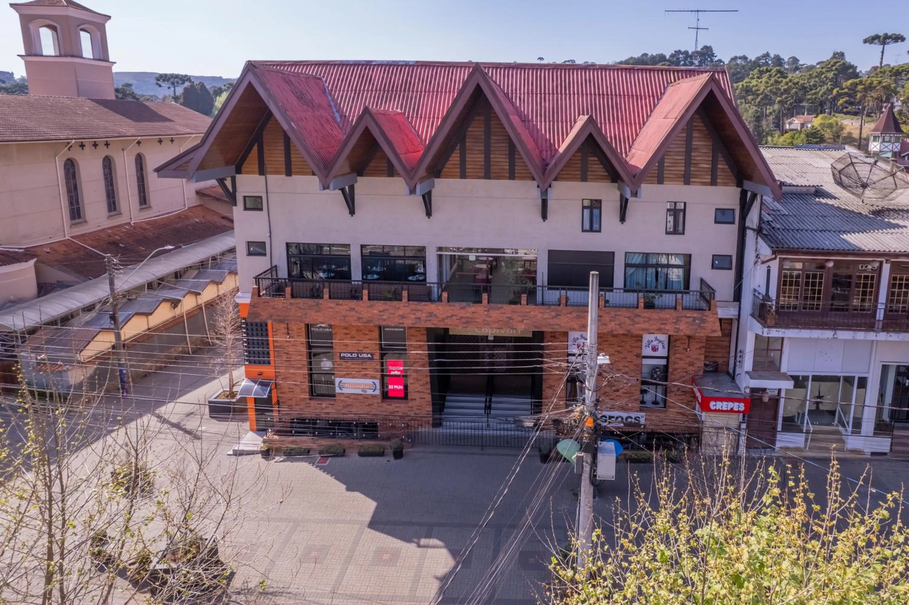 Property building in Guida Residenza Pousada