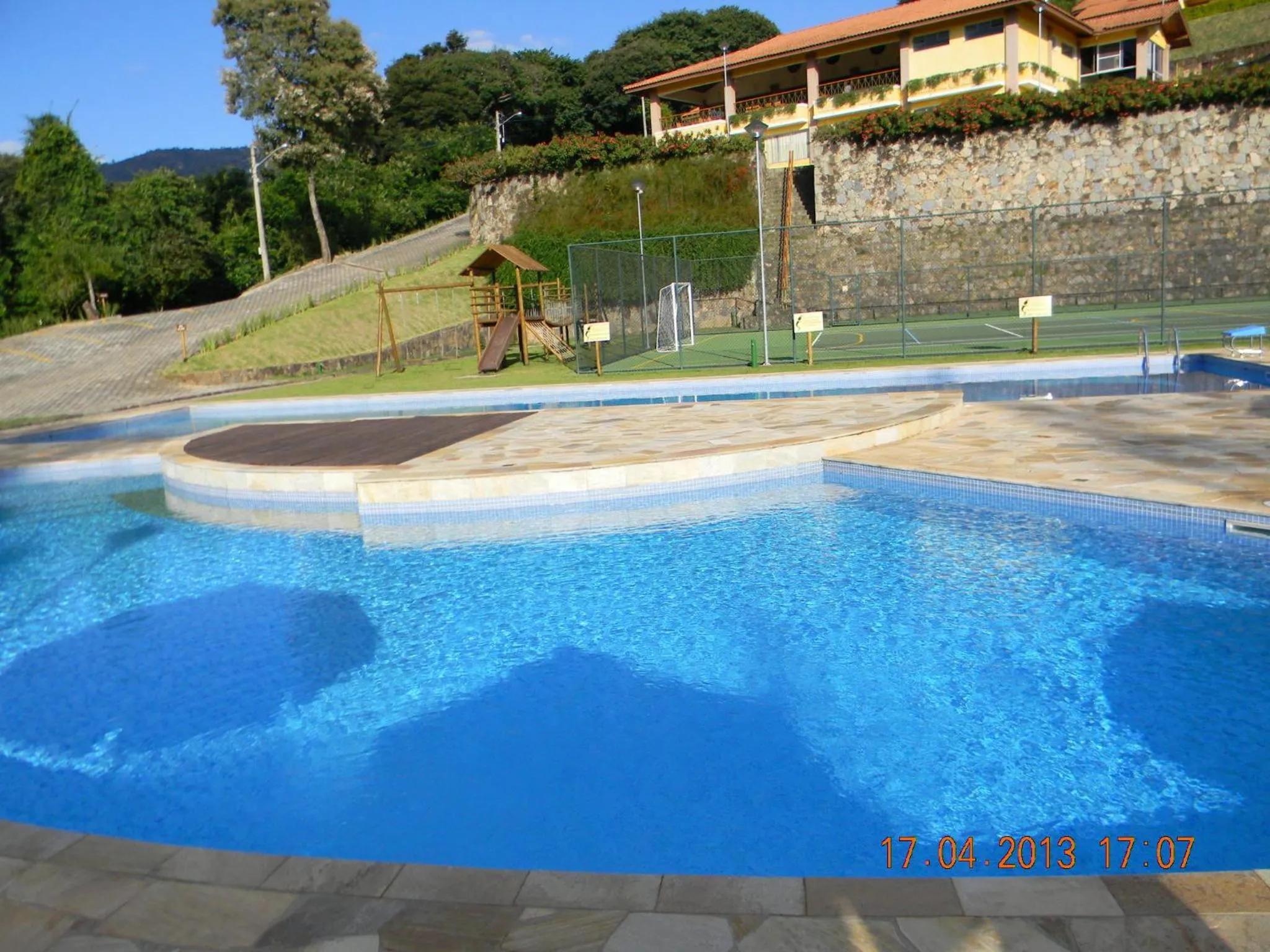 Summer in Refugio do Saci Hotel