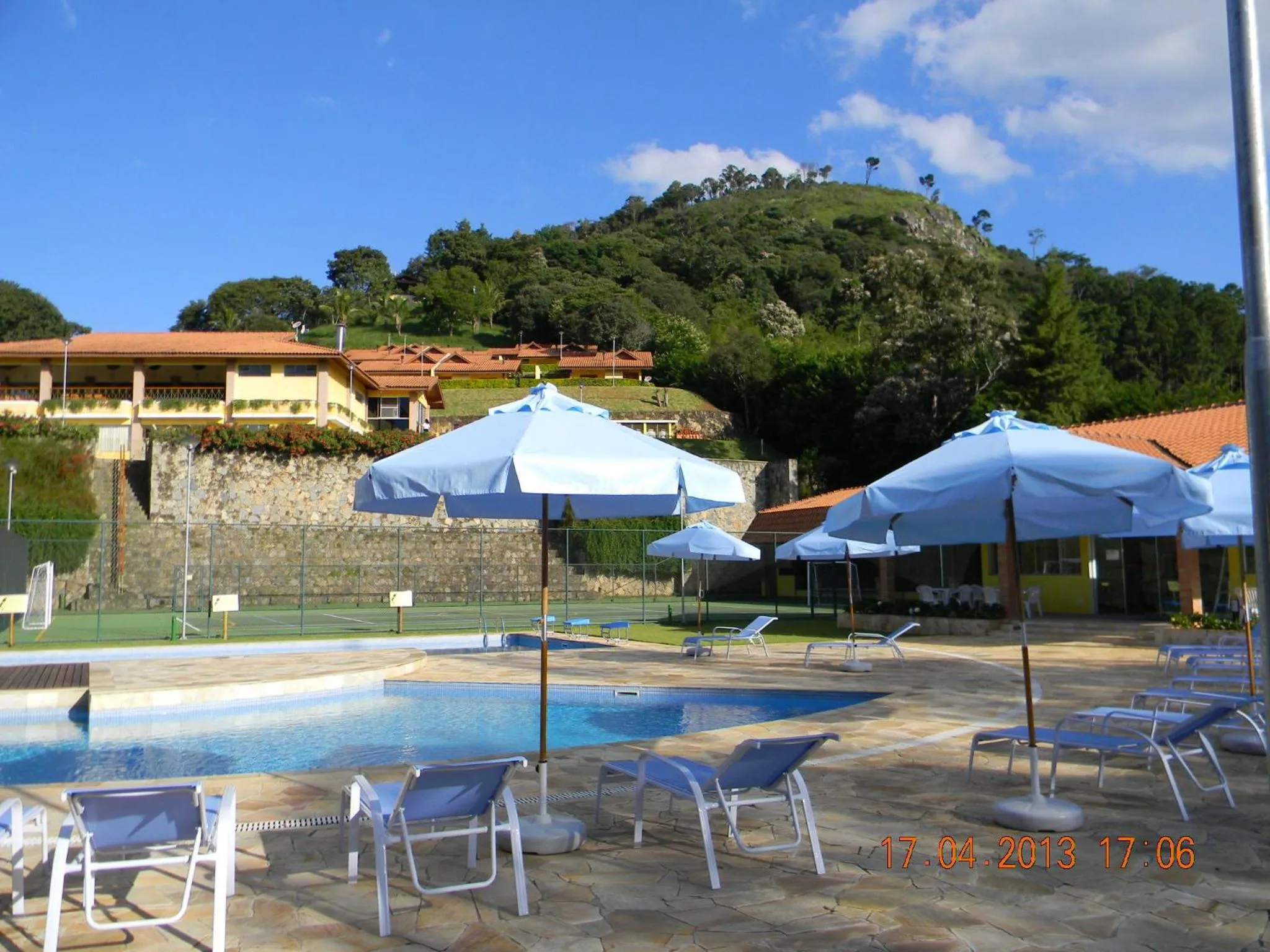 Swimming pool in Refugio do Saci Hotel
