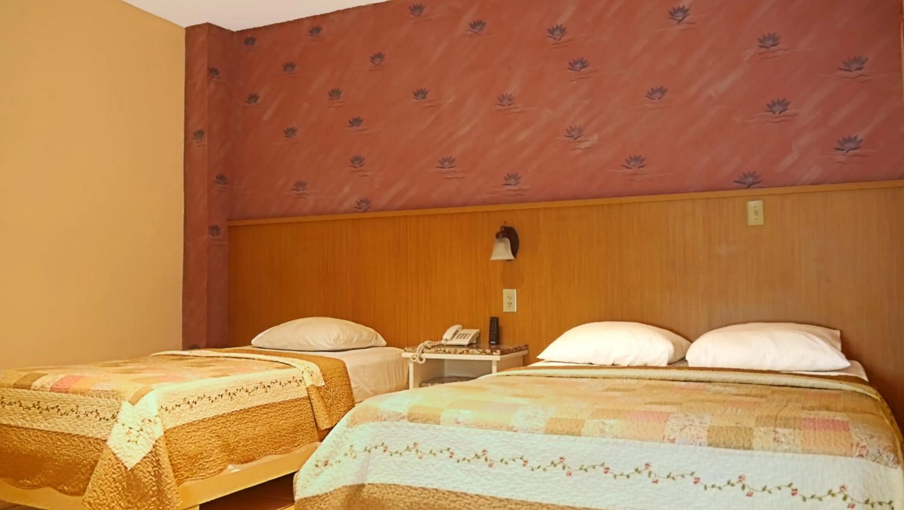 Bed in Hotel Castilla