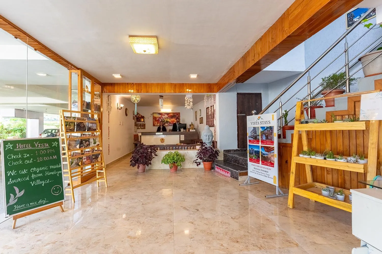 Lobby or reception in Hotel Vista Bhowali, Nainital - Vegetarian