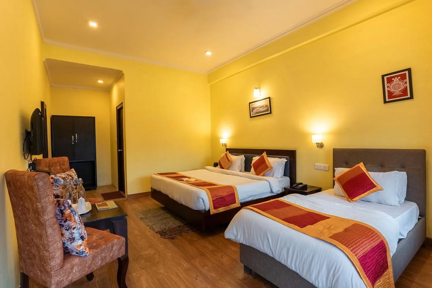 Photo of the whole room, Bed in Hotel Vista Bhowali, Nainital - Vegetarian