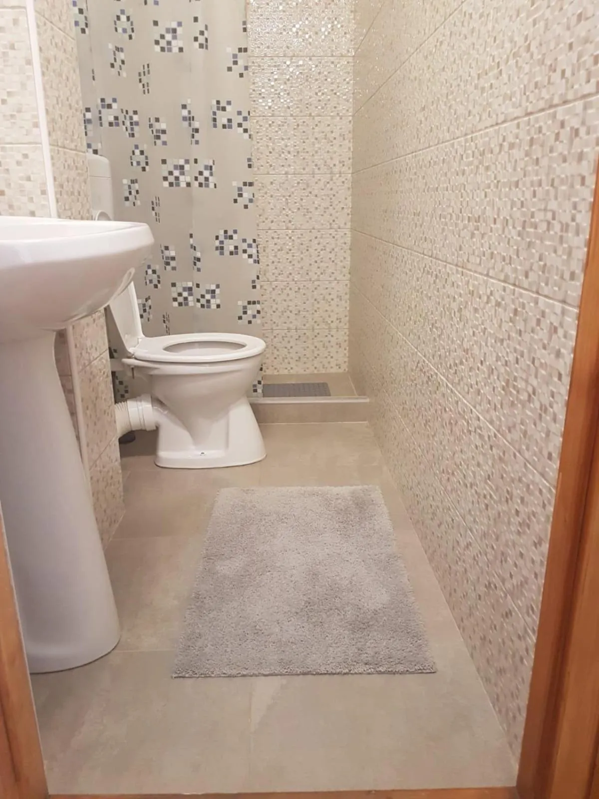 Shower in Vila Fortuna Auri