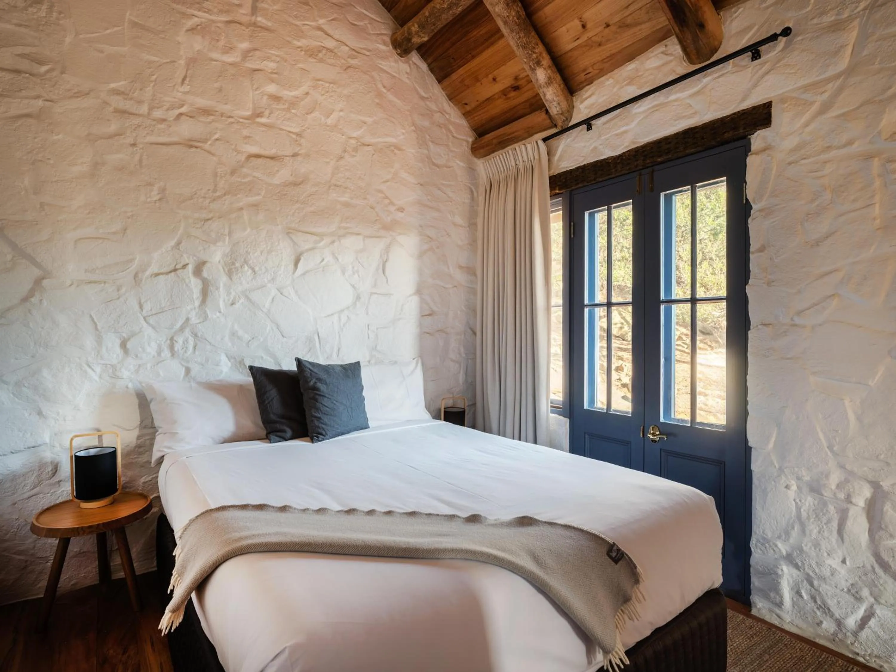 Bed in Piermont Retreat