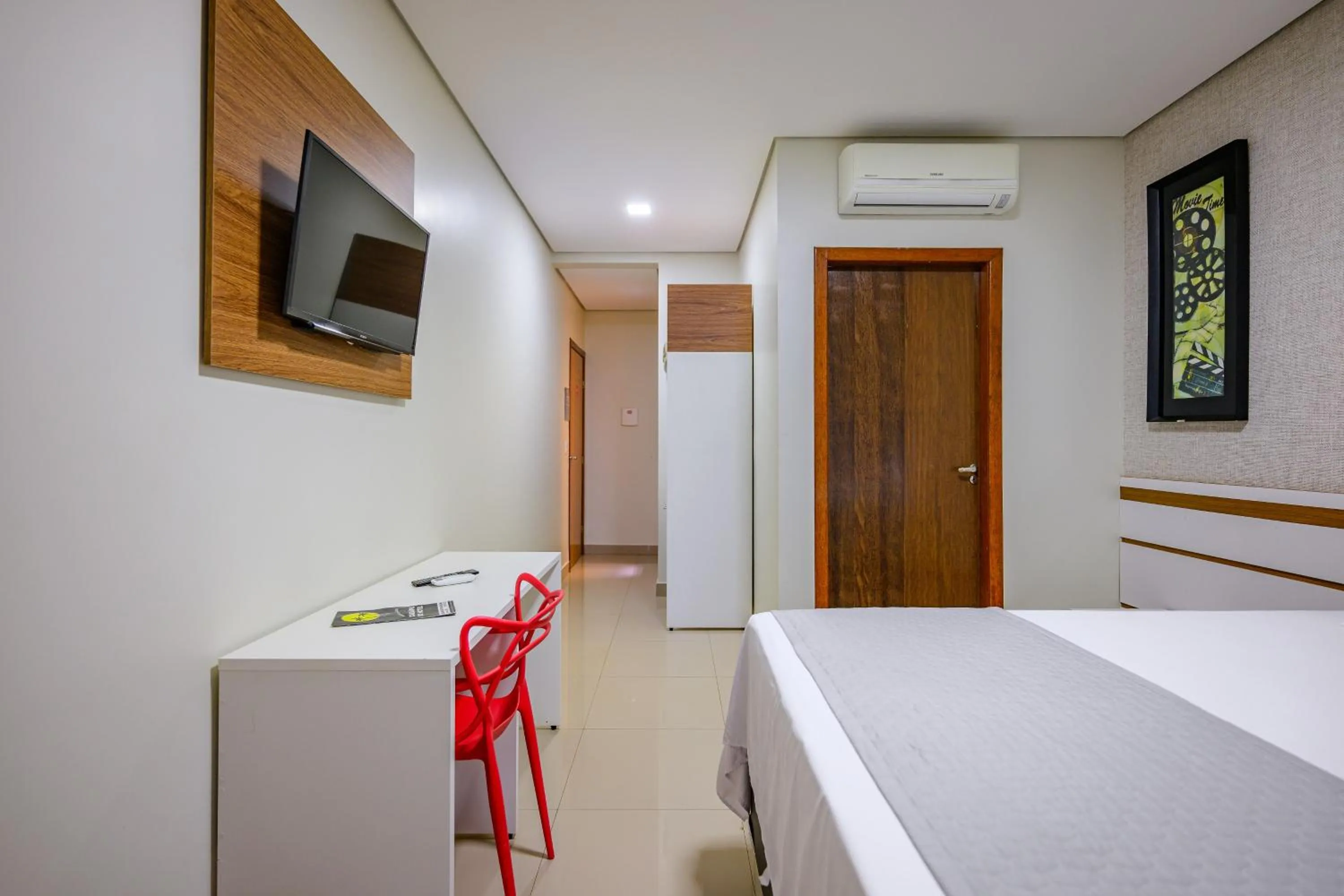 Bedroom, Bed in OYO Tropical Confort Hotel, Brasilia