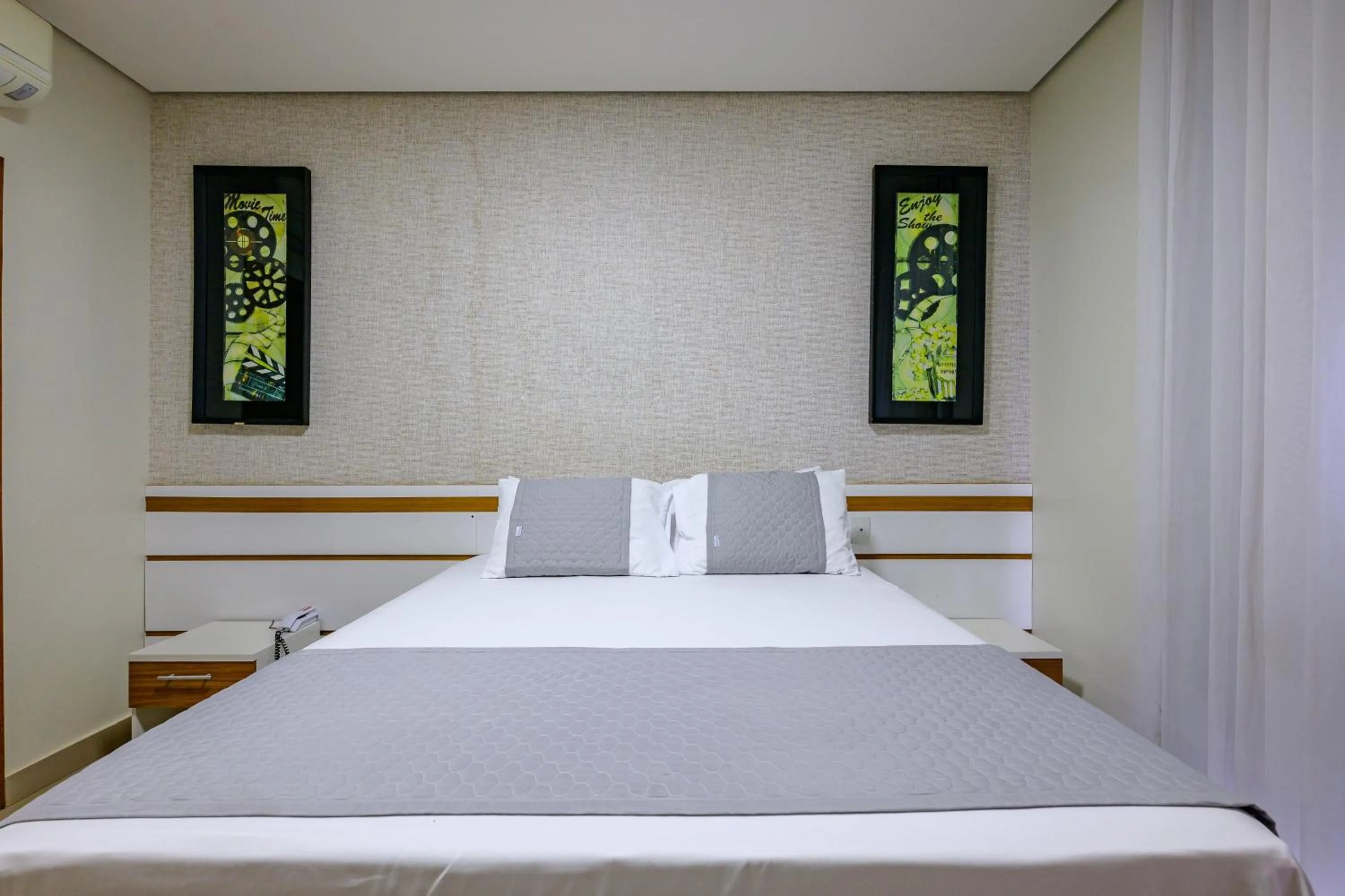 Bedroom, Bed in OYO Tropical Confort Hotel, Brasilia