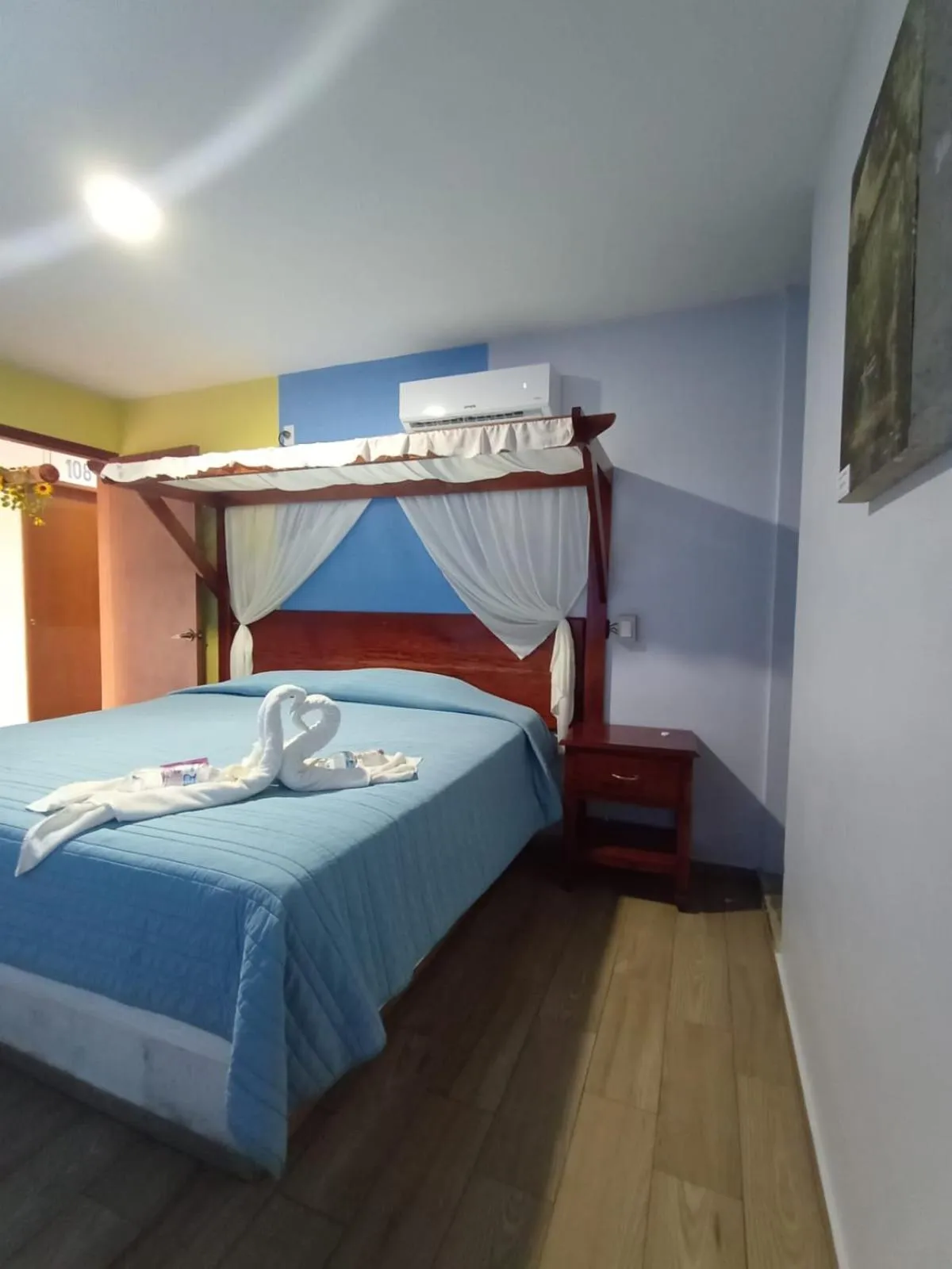 Photo of the whole room, Bed in Hotel El Rincon de Don Juan