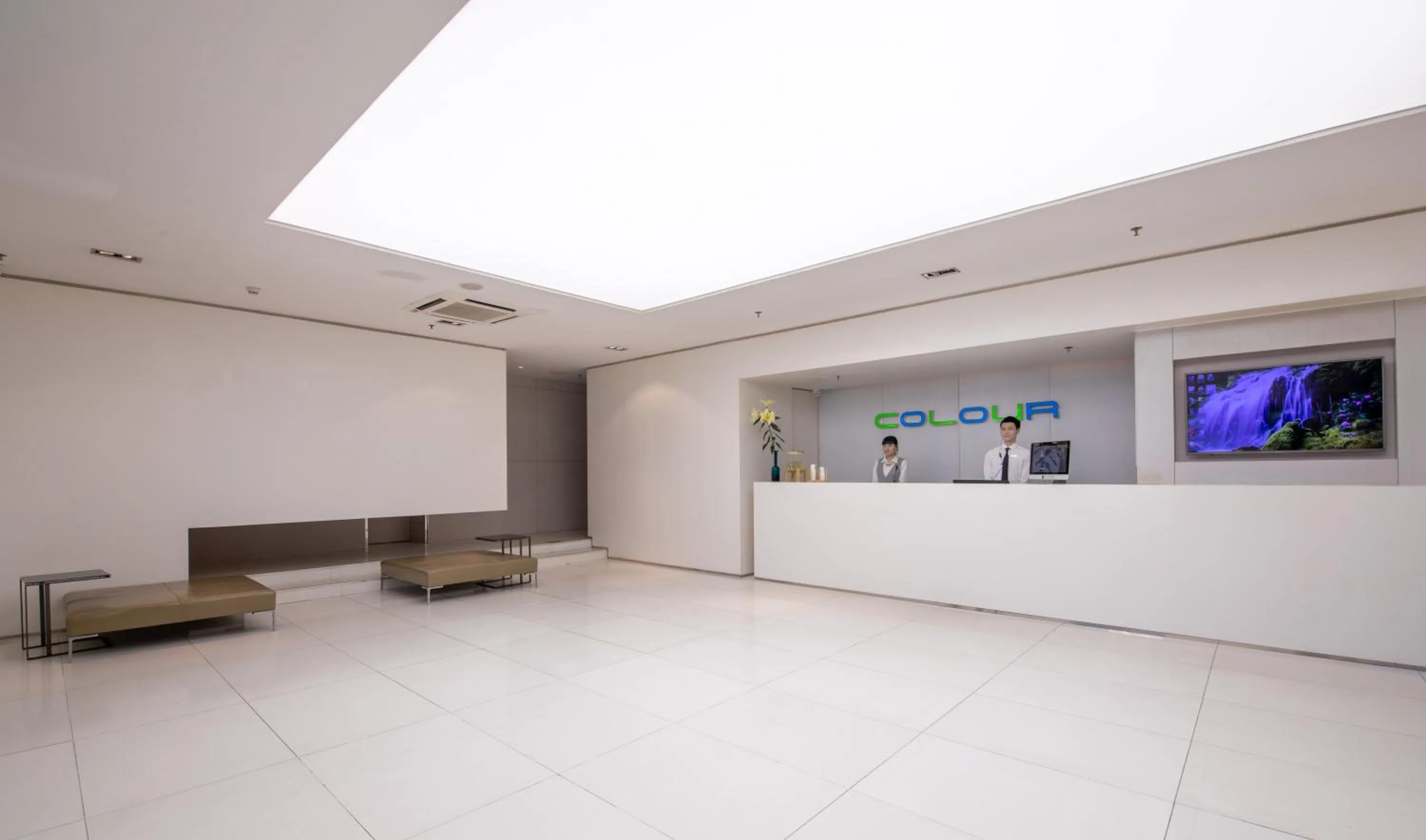 Seating area in Shenzhen Dongmen Colour Hotel