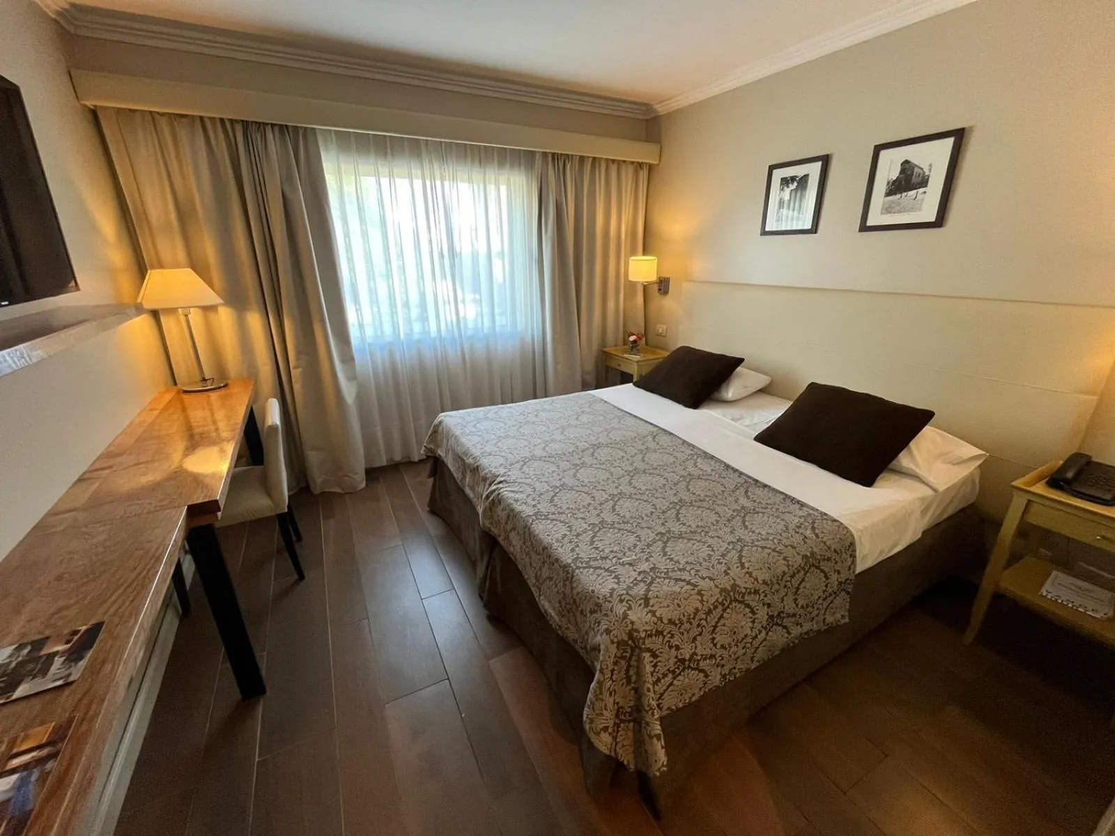 Bed in Kenton Palace Bariloche