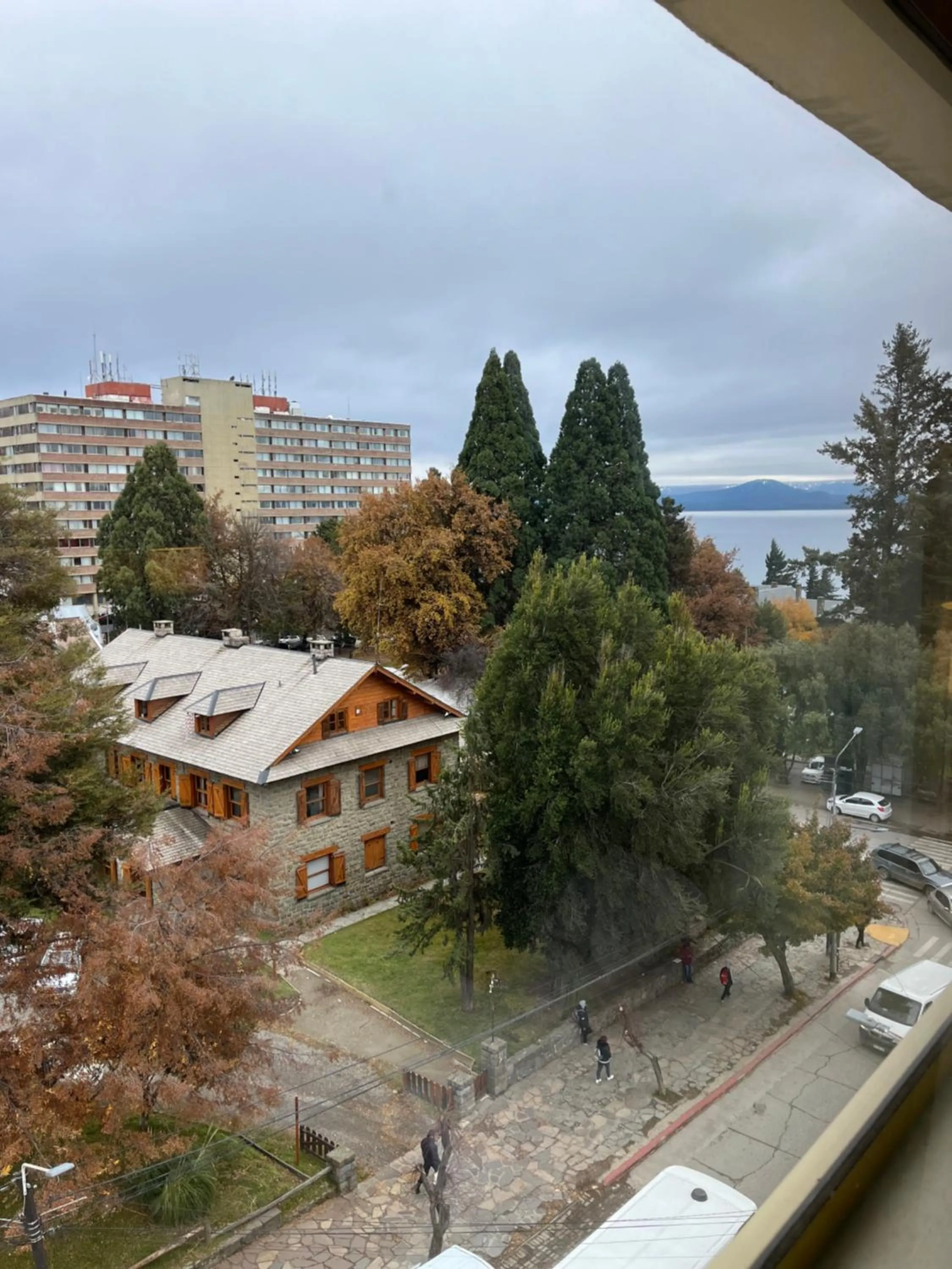 Lake view in Kenton Palace Bariloche
