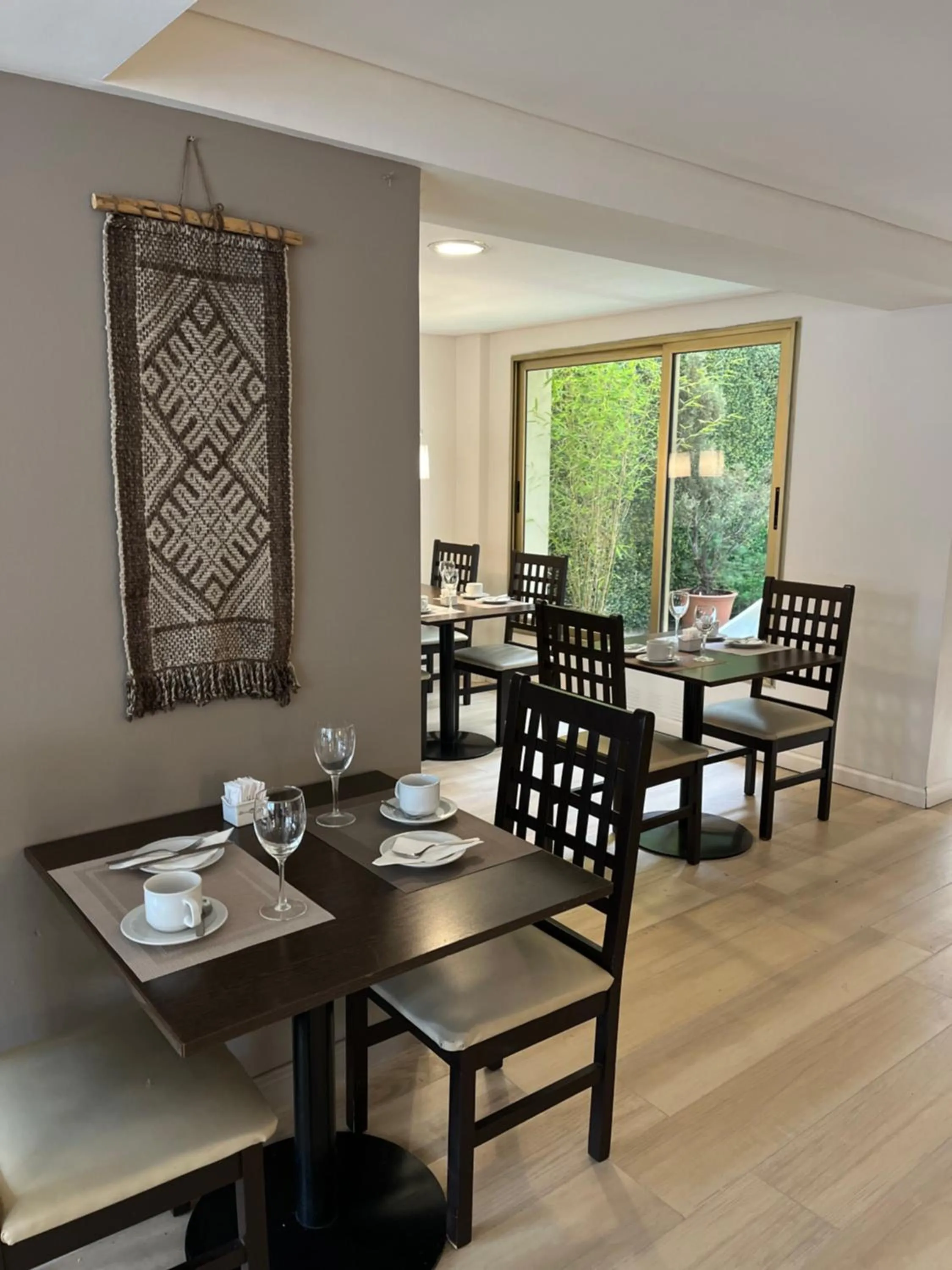 Breakfast in Kenton Palace Bariloche