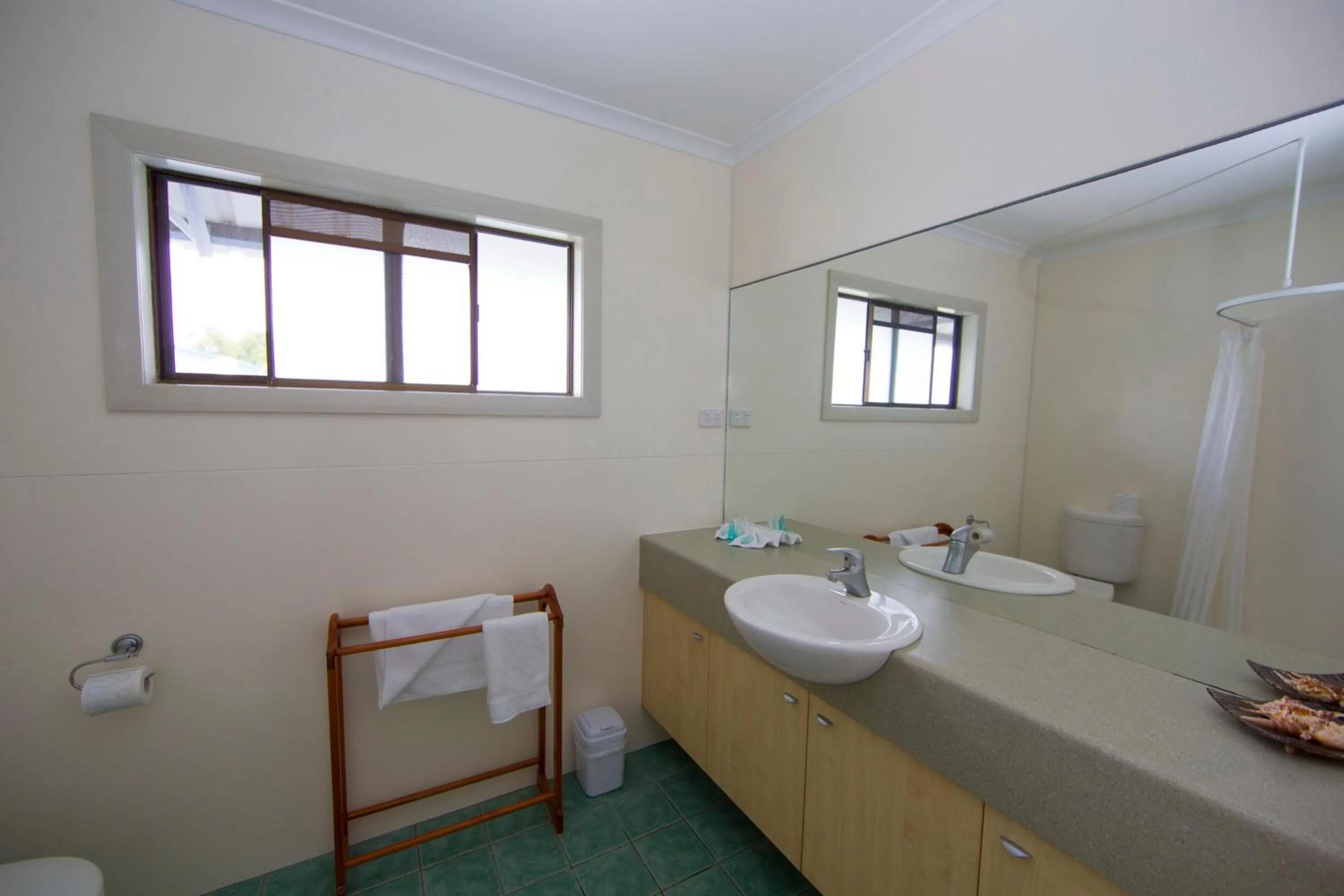 Bathroom in Apollo Jewel Beachfront Apartments