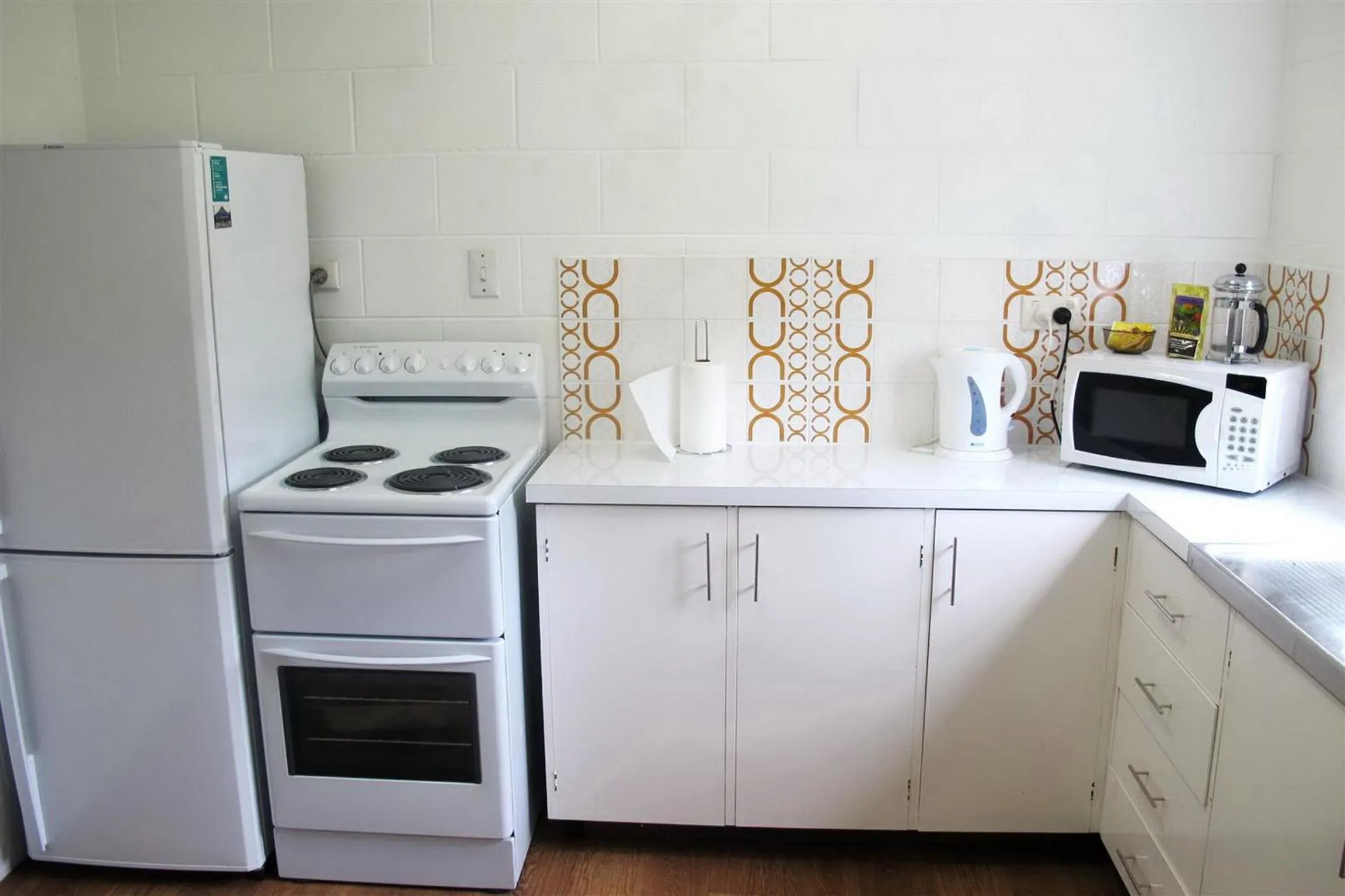 Kitchen or kitchenette in Apollo Jewel Beachfront Apartments