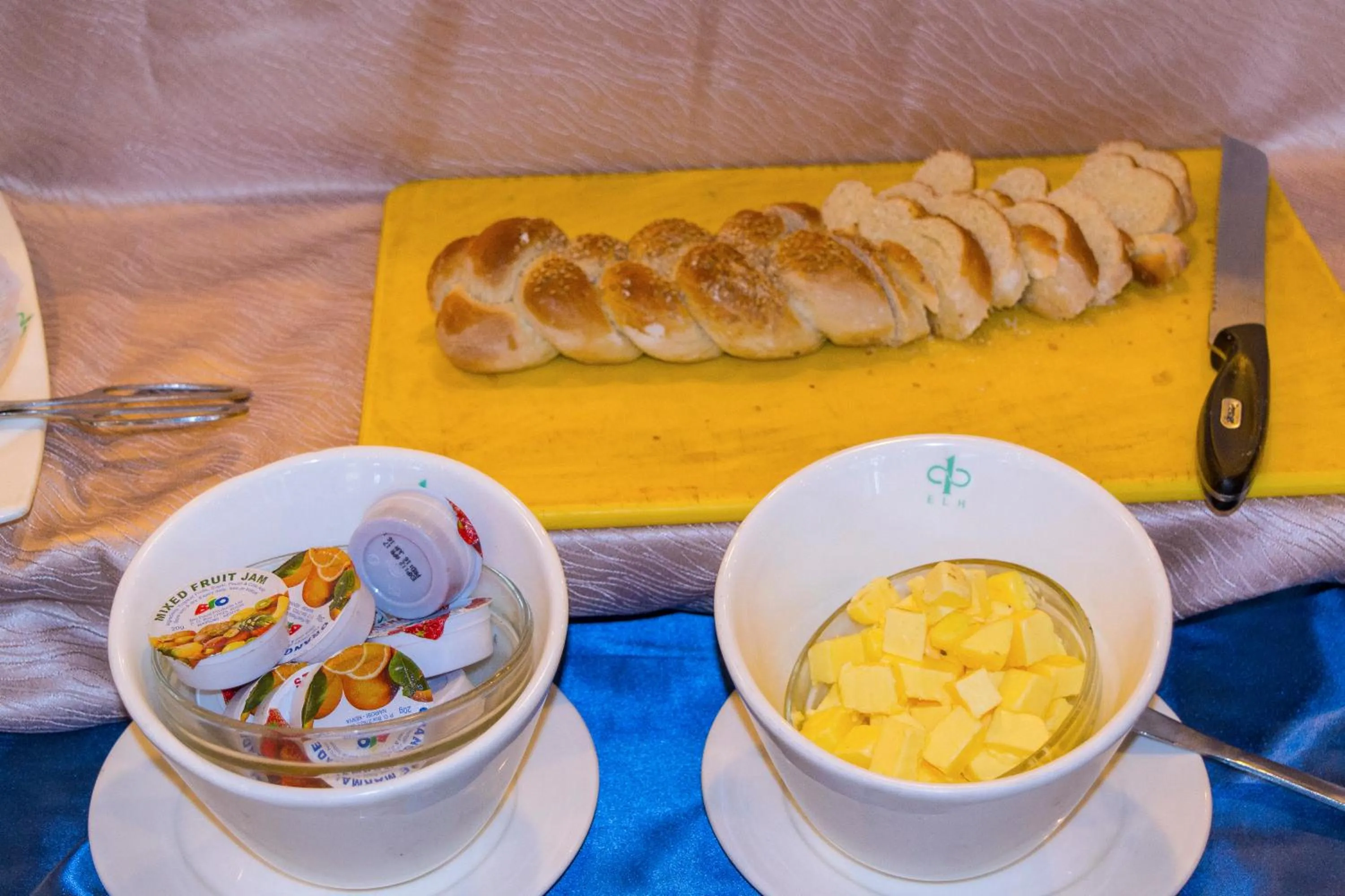 Breakfast in Eastland Hotel