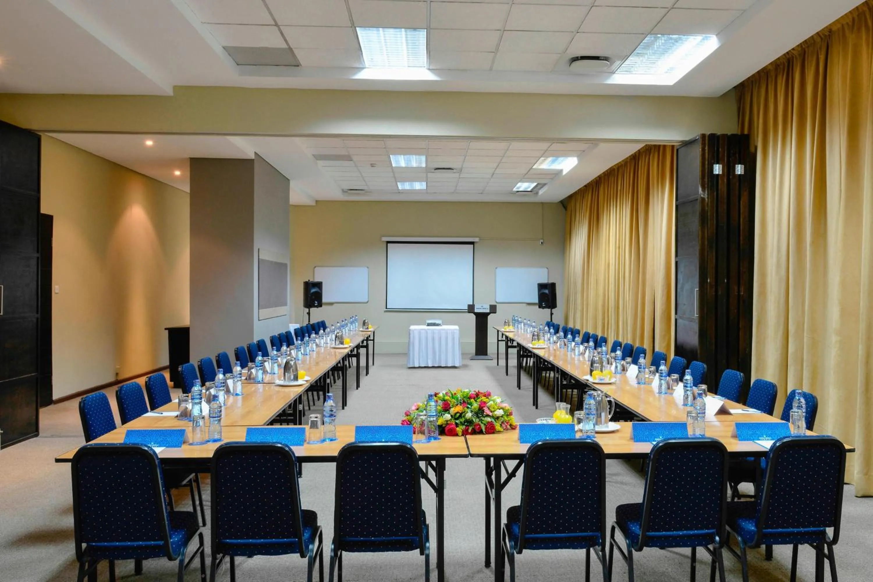 Meeting/conference room in Protea Hotel by Marriott Lusaka Cairo Road