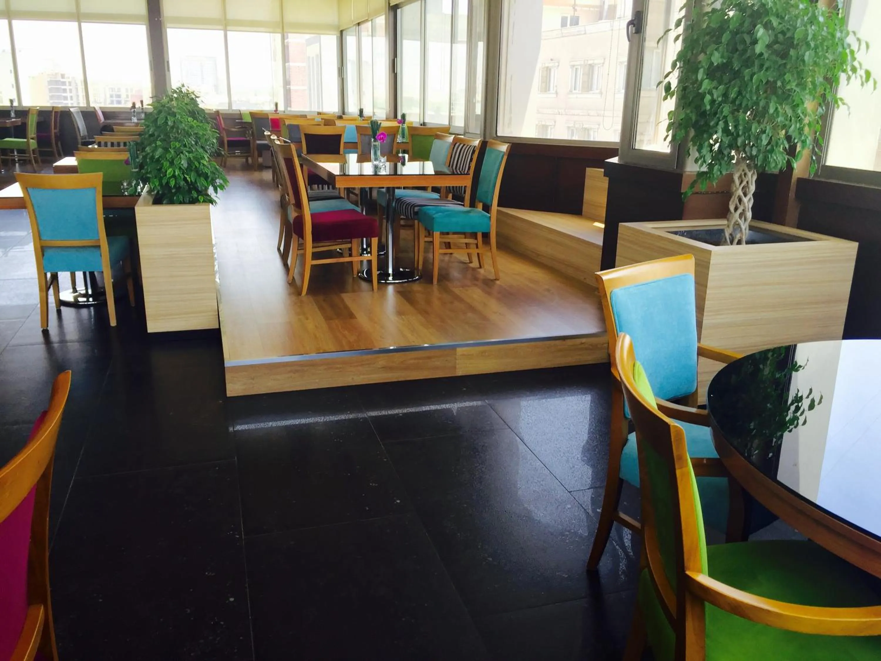 Restaurant/places to eat in Grand Palace Hotel Erbil